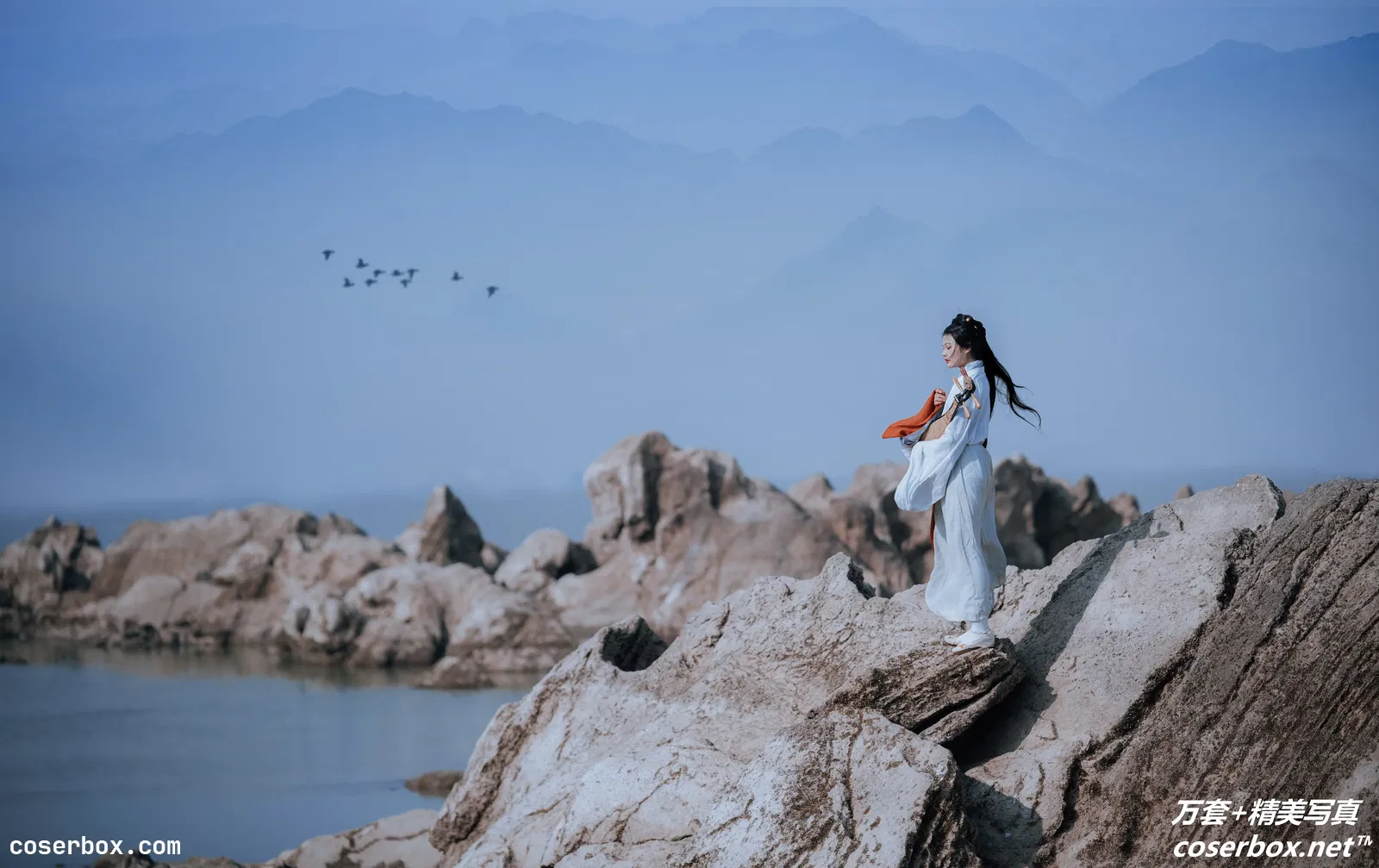 [YITUYU艺图语] 2022.03.04 NO.819 远望 椰子 [23P-261MB]