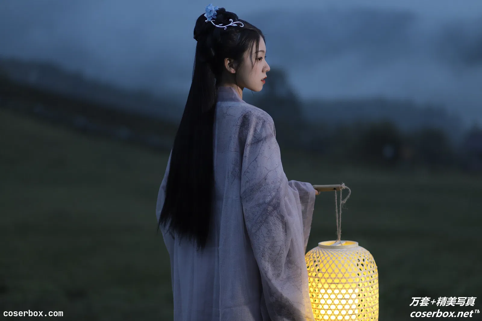 [YITUYU艺图语] 2022.02.05 NO.697 提灯照河山 一方伊人yi [21P-239MB]