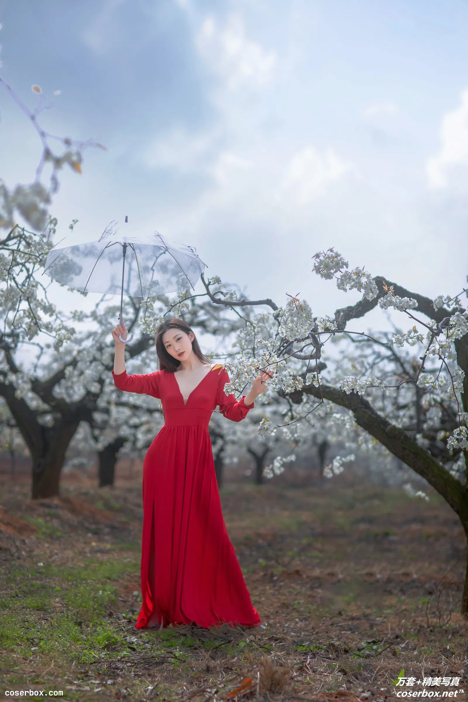 [YITUYU艺图语] 2021.12.22 NO.471 一袭红妆拂梨花 如意 [31P-92.4MB]