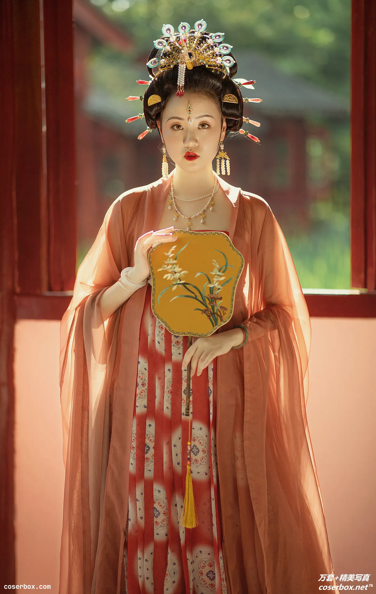 [YITUYU艺图语] 2022.02.05 NO.696 大唐富贵花 雨绵绵o [24P-258MB]