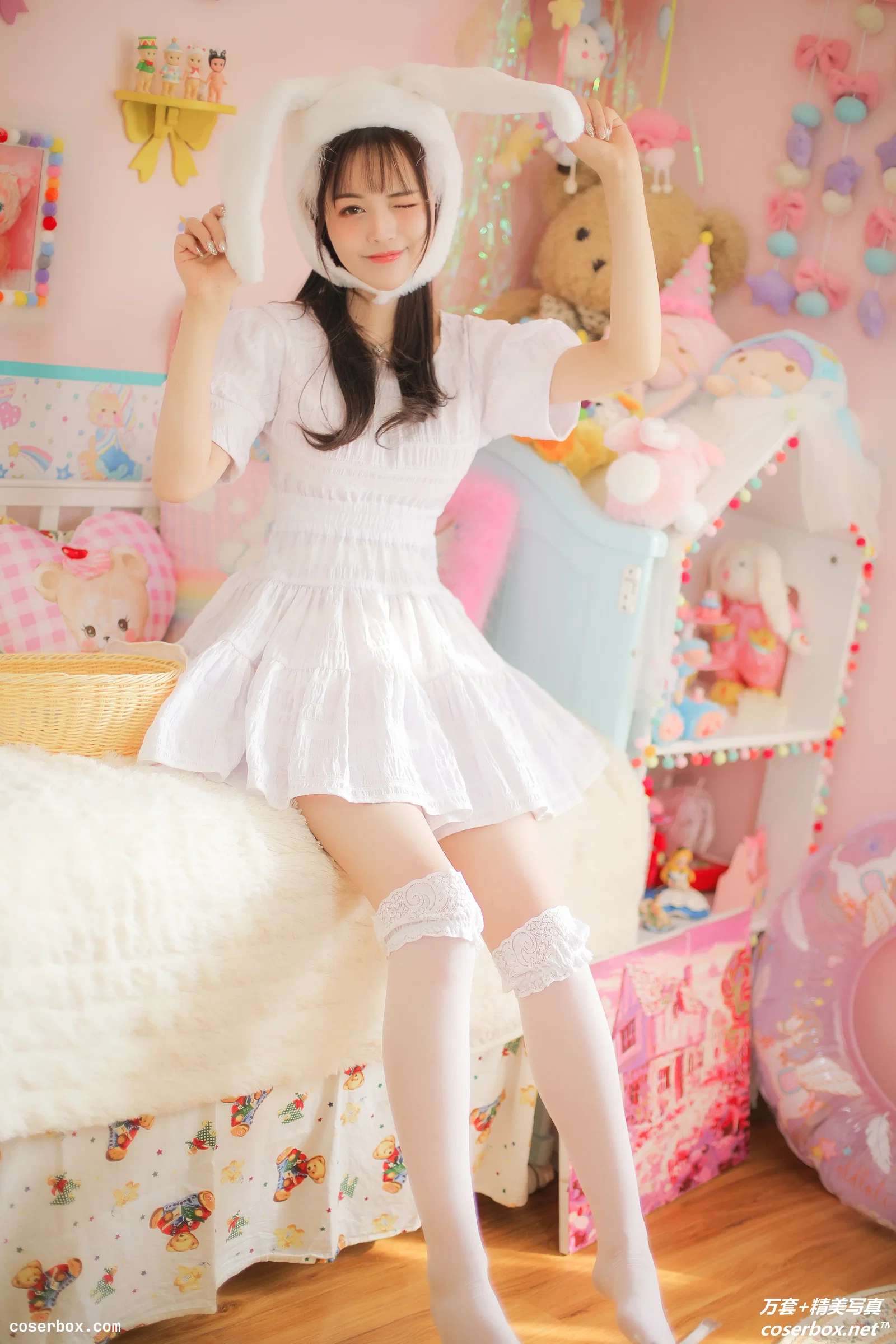 [YITUYU艺图语] 2021.08.14 NO.132 小羽毛 久久 [22P-396MB]