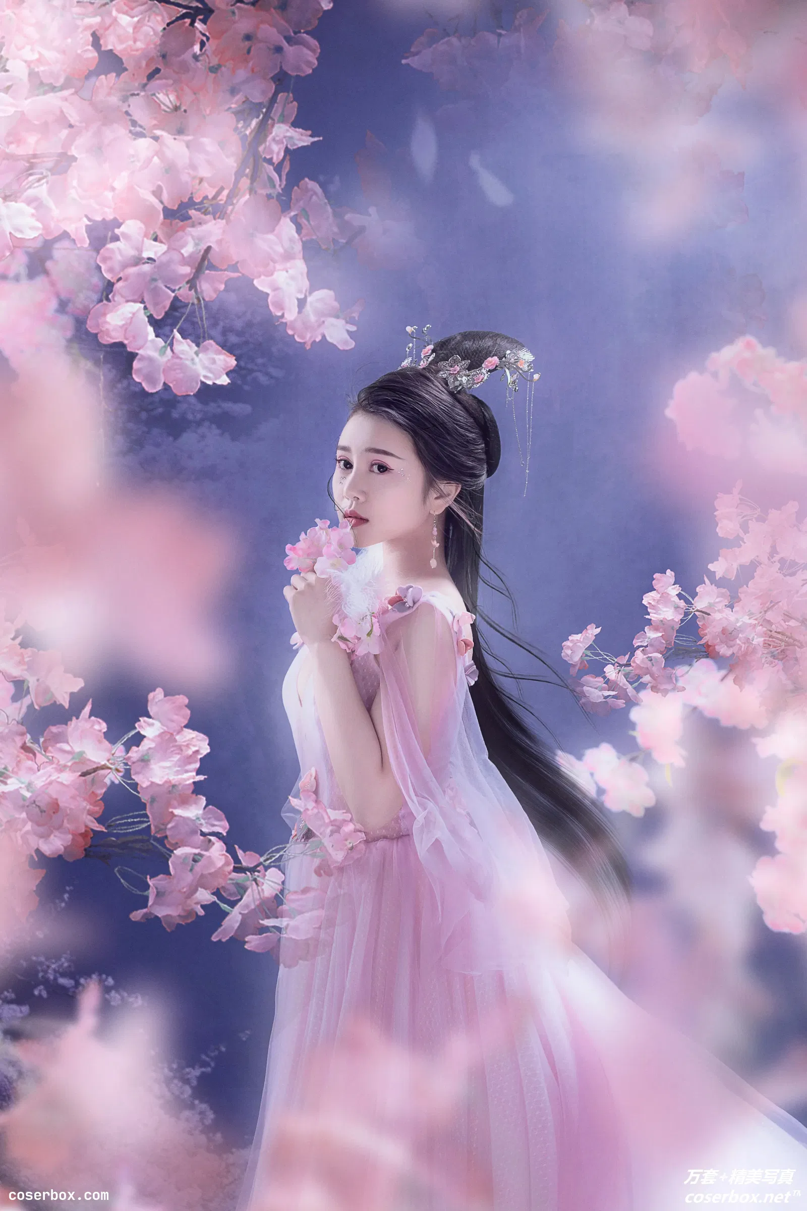 [YITUYU艺图语] 2021.12.27 NO.490 醉花仙 甜宝 [21P-307MB]