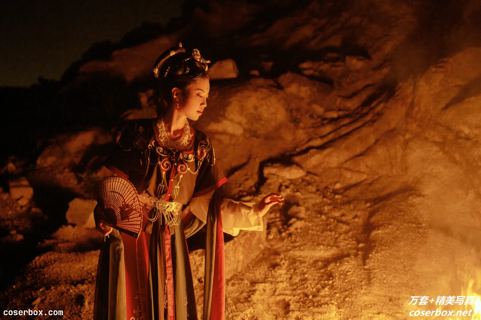 [YITUYU艺图语]2021.10.14 NO.319 出塞曲 炸炸子 [27P-429MB]