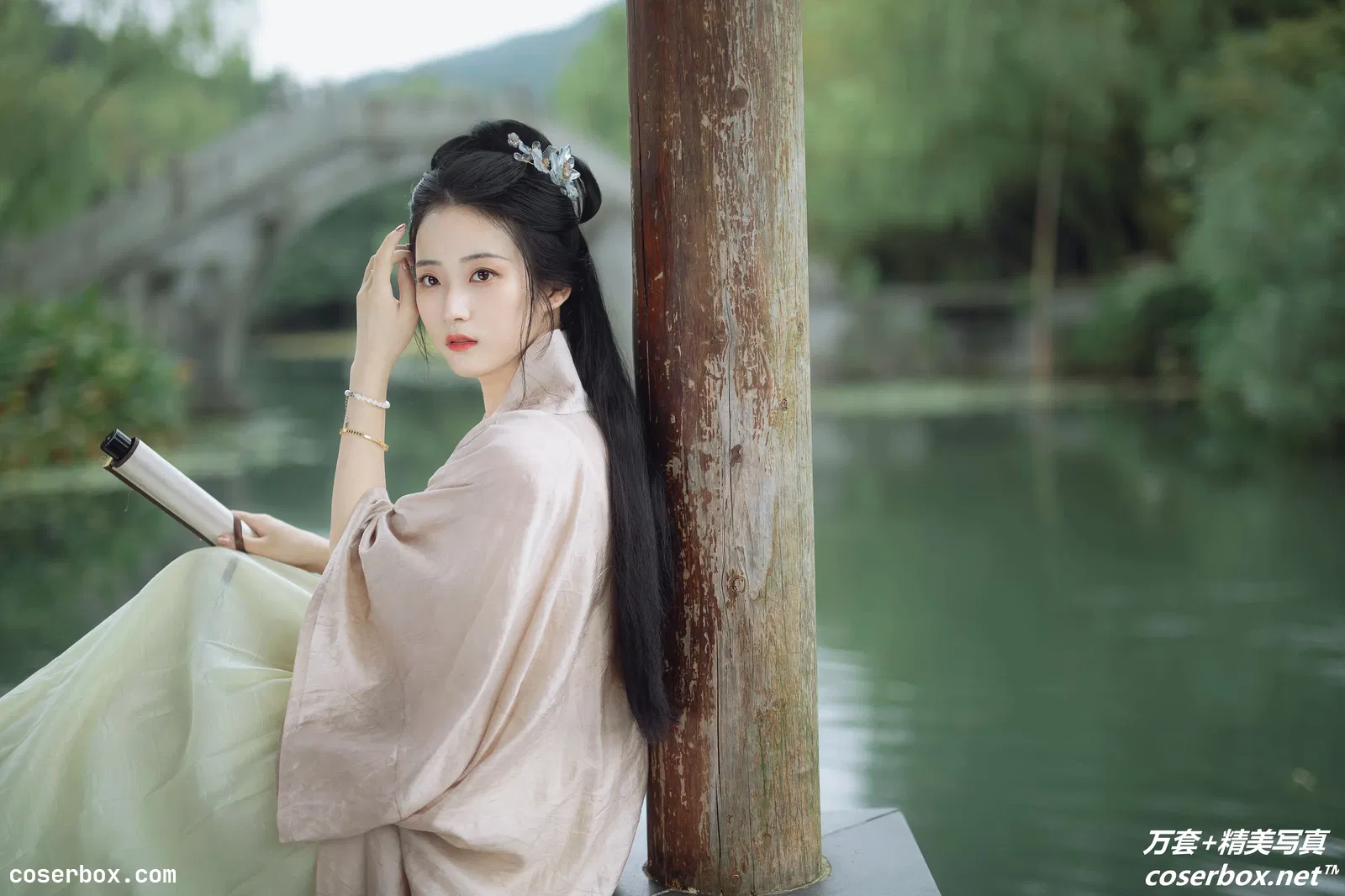 [YITUYU艺图语] 2022.02.06 NO.704 相思无凭语 candy [17P-96MB]