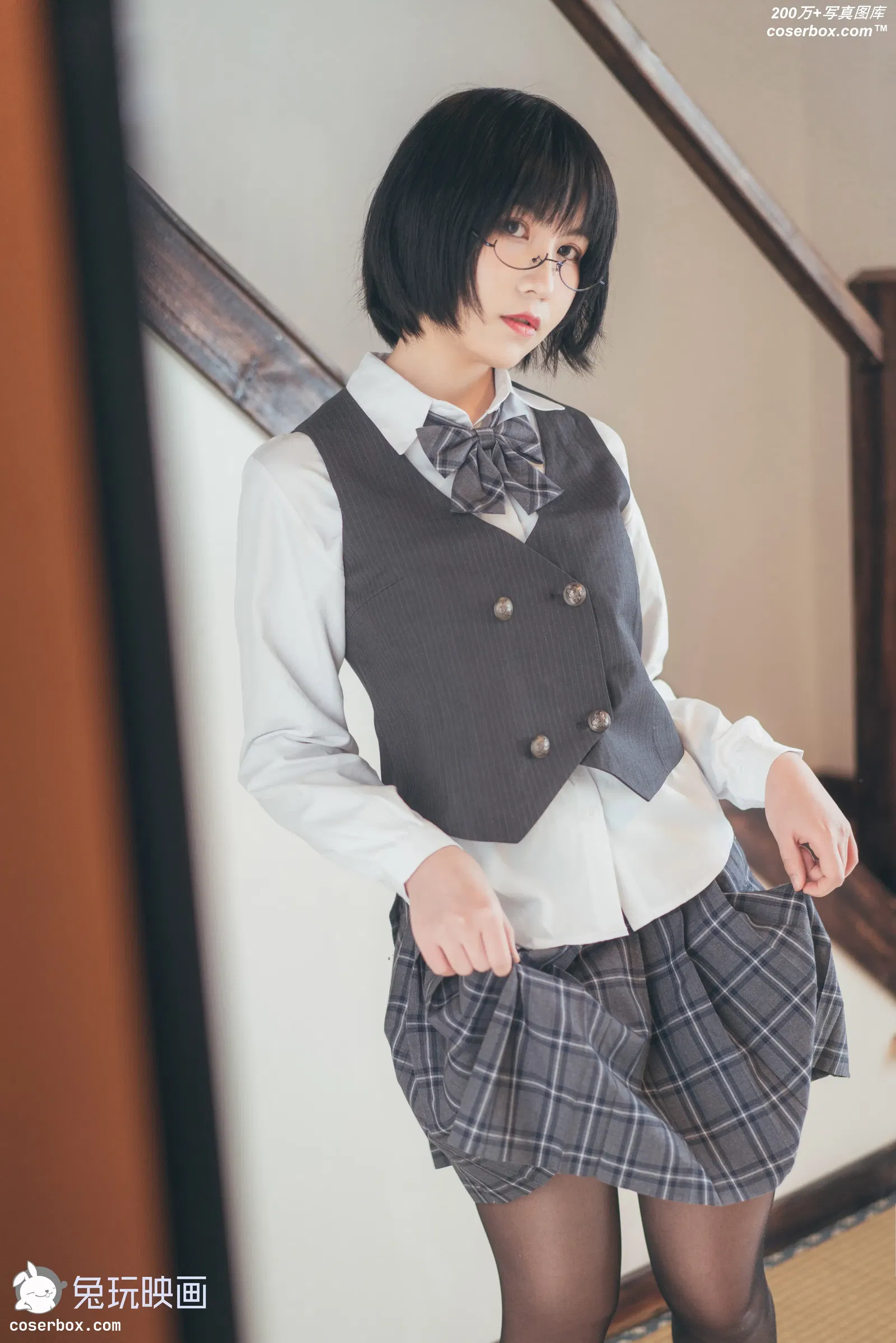 B93.008 制服和浴衣 [44P-469MB]