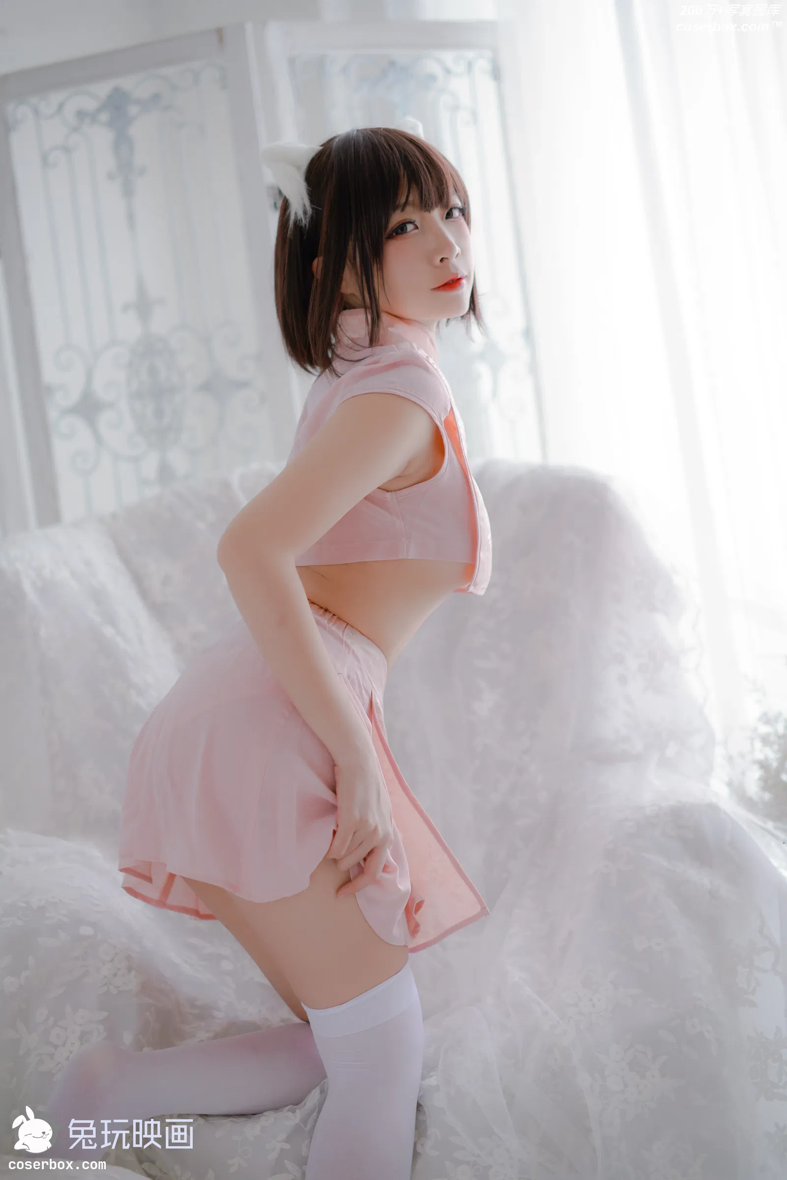 C05.002 粉旗袍和黑三本 [40P-411MB]