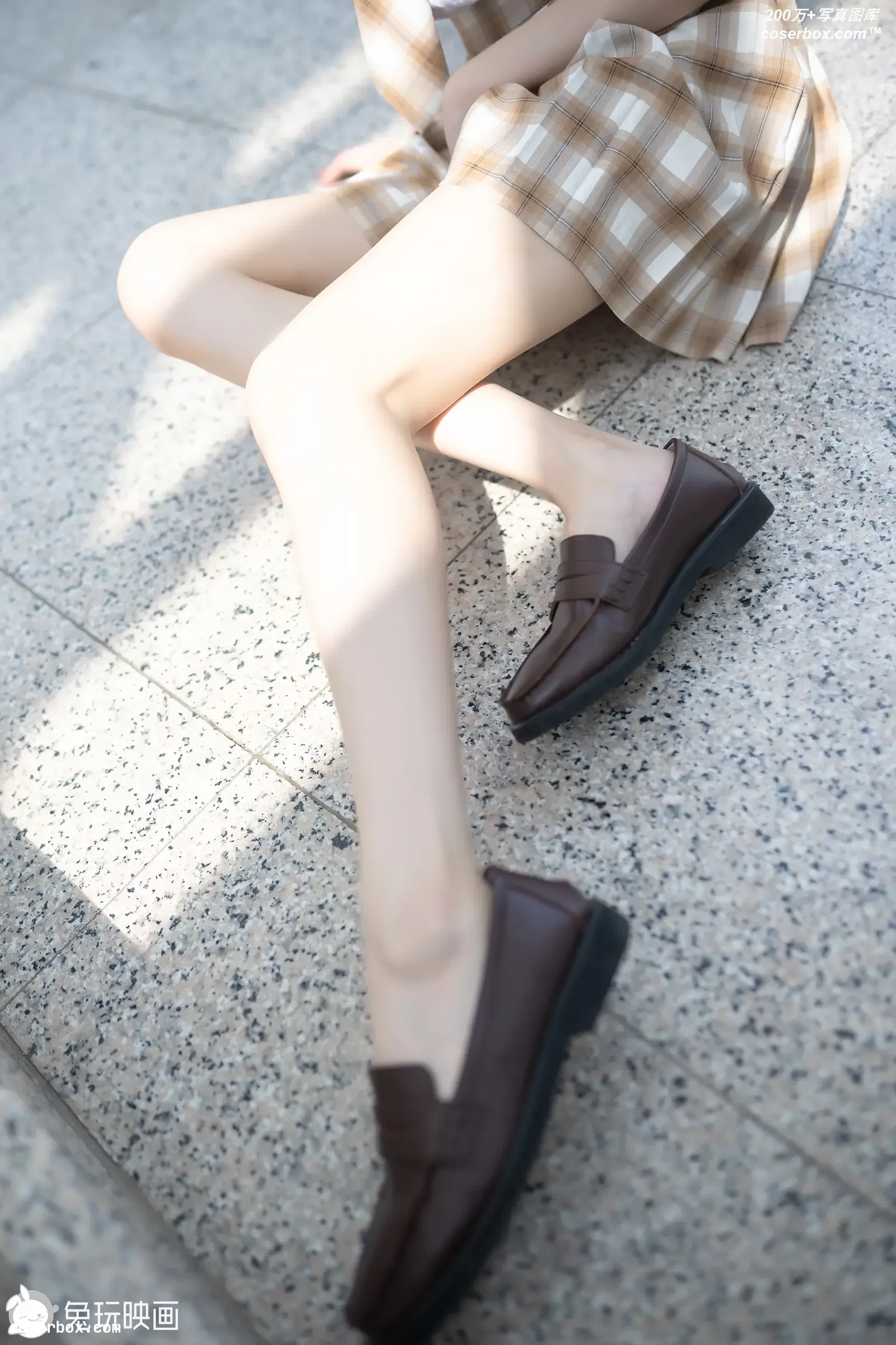 C17.001 超级细的小细腿 [38P-95MB]