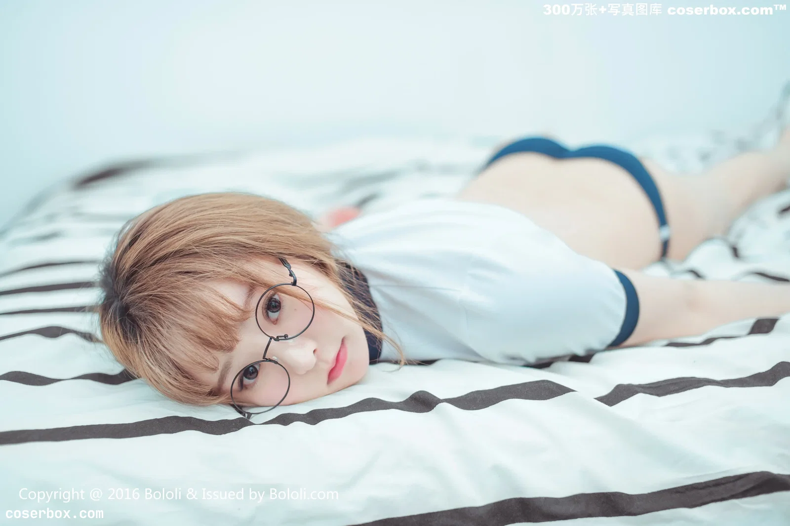 [BoLoLi]波萝社新刊 2017-03-25 Vol.036 柳侑绮 [39P 93M]