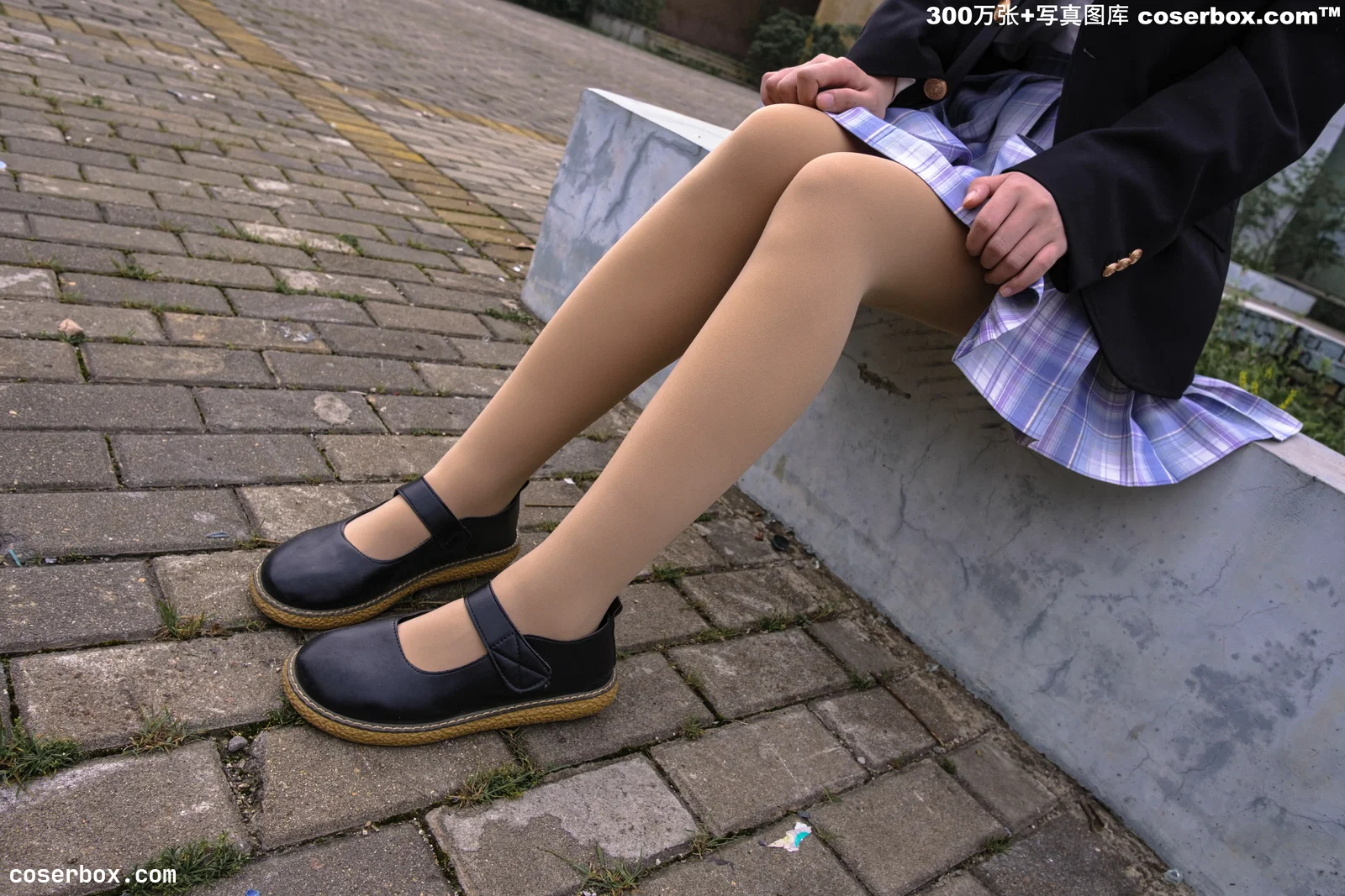 森萝财团 - 月下-001 小夜 肉丝 300D 真空 [76P-988MB]