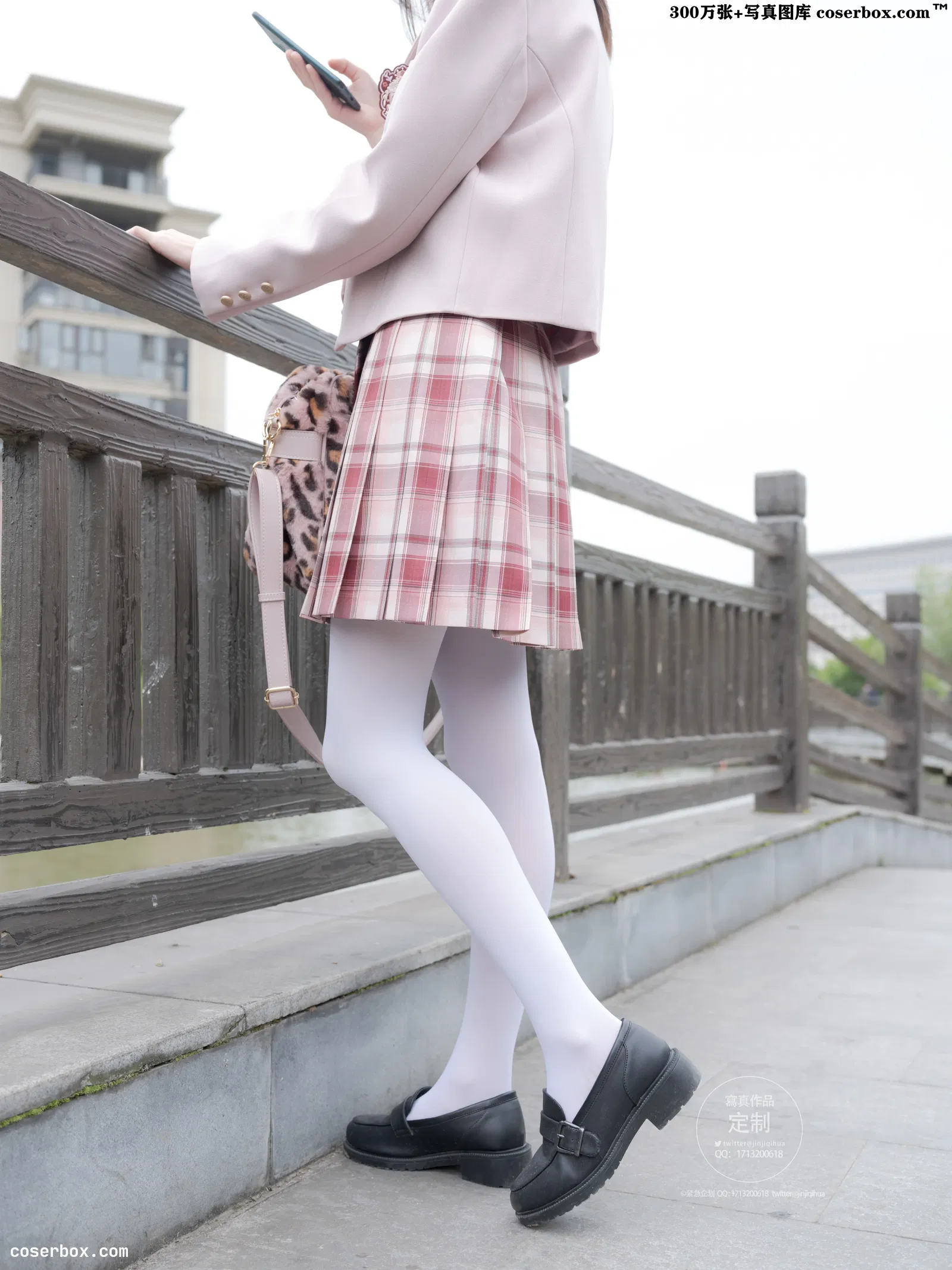 紧急企划 Y-002 JK白丝 车内 [108P-1.63GB]