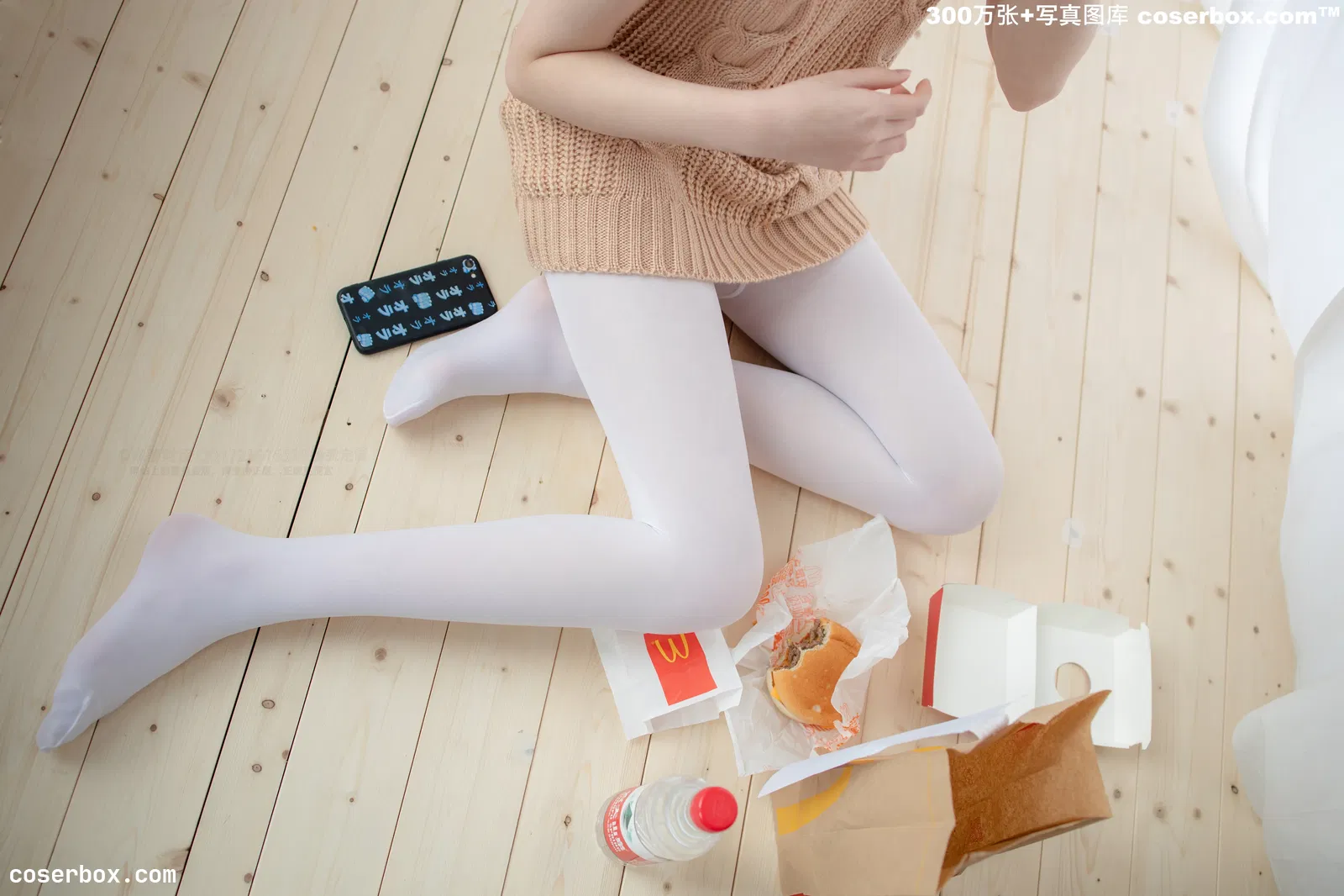 森萝财团 LOVEPLUS-004 露背毛衣80D白丝 [97P1V-2.42GB]