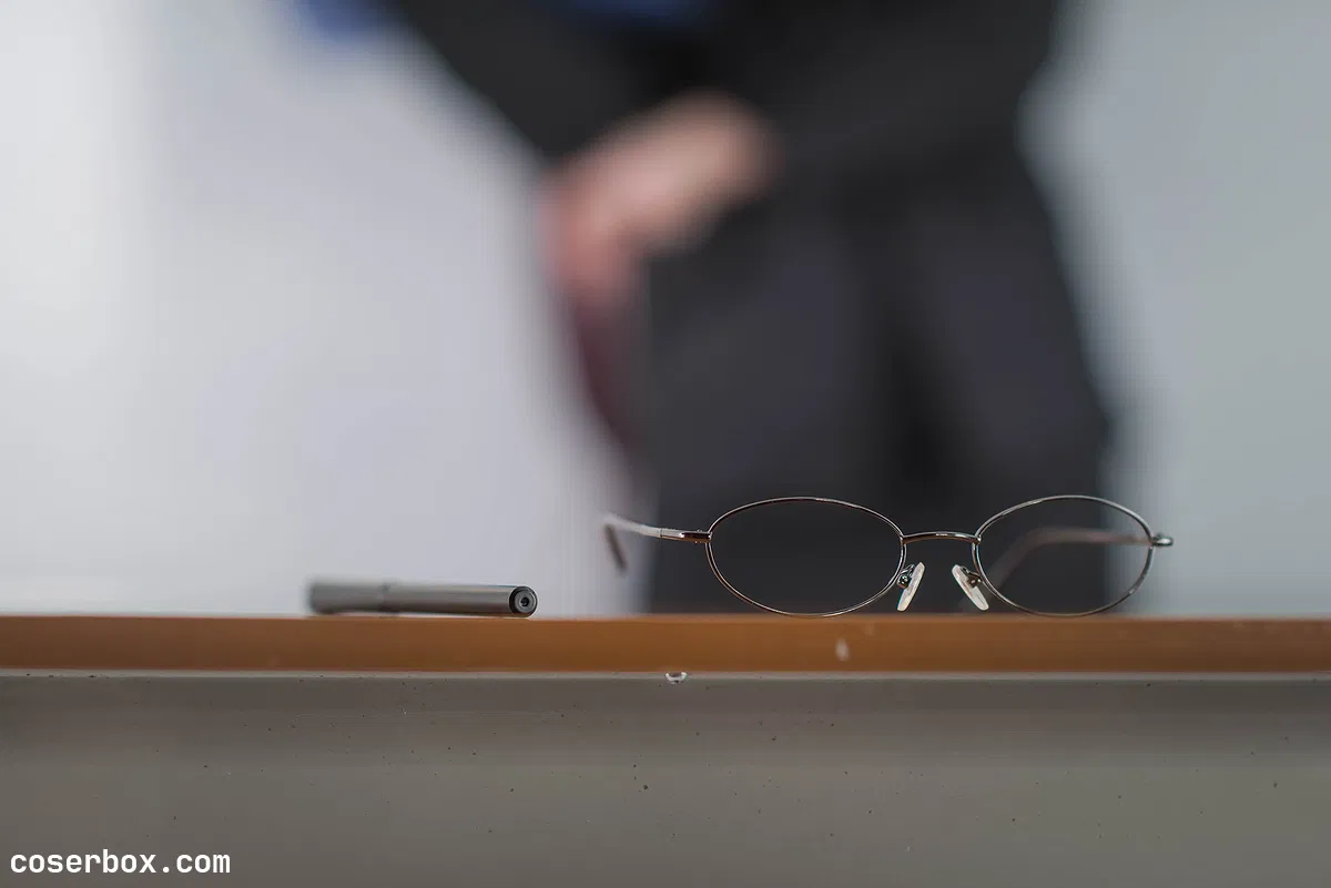 鳗鱼霏儿 NO.070 斯卡哈教师[18P-60MB] - 1