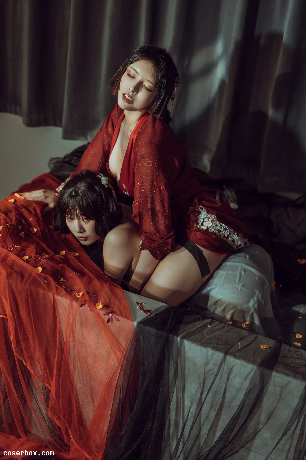 秋和柯基 NO.027 昏红帐 - 2