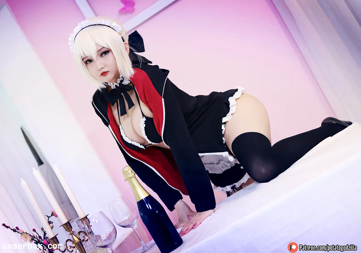 Potato Godzilla NO.004 Saber Alter Maid [43P 288.56MB]