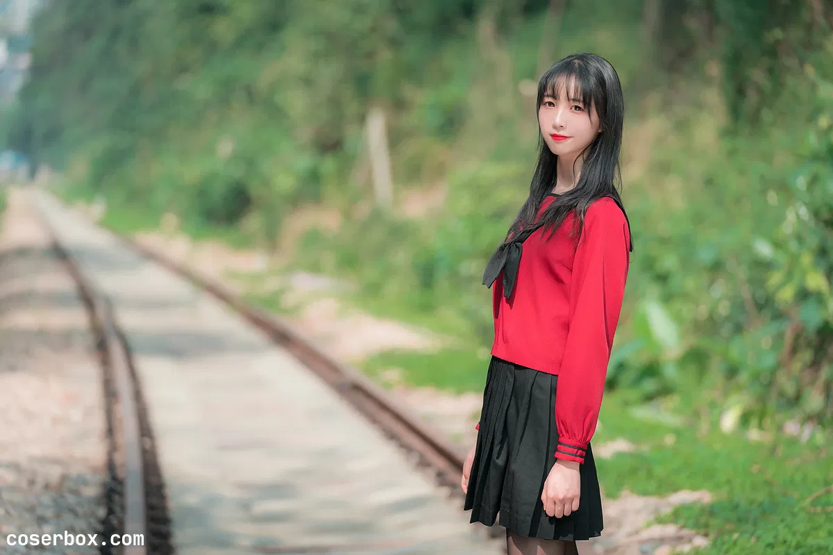 西瓜少女 NO.003铁轨 - 2