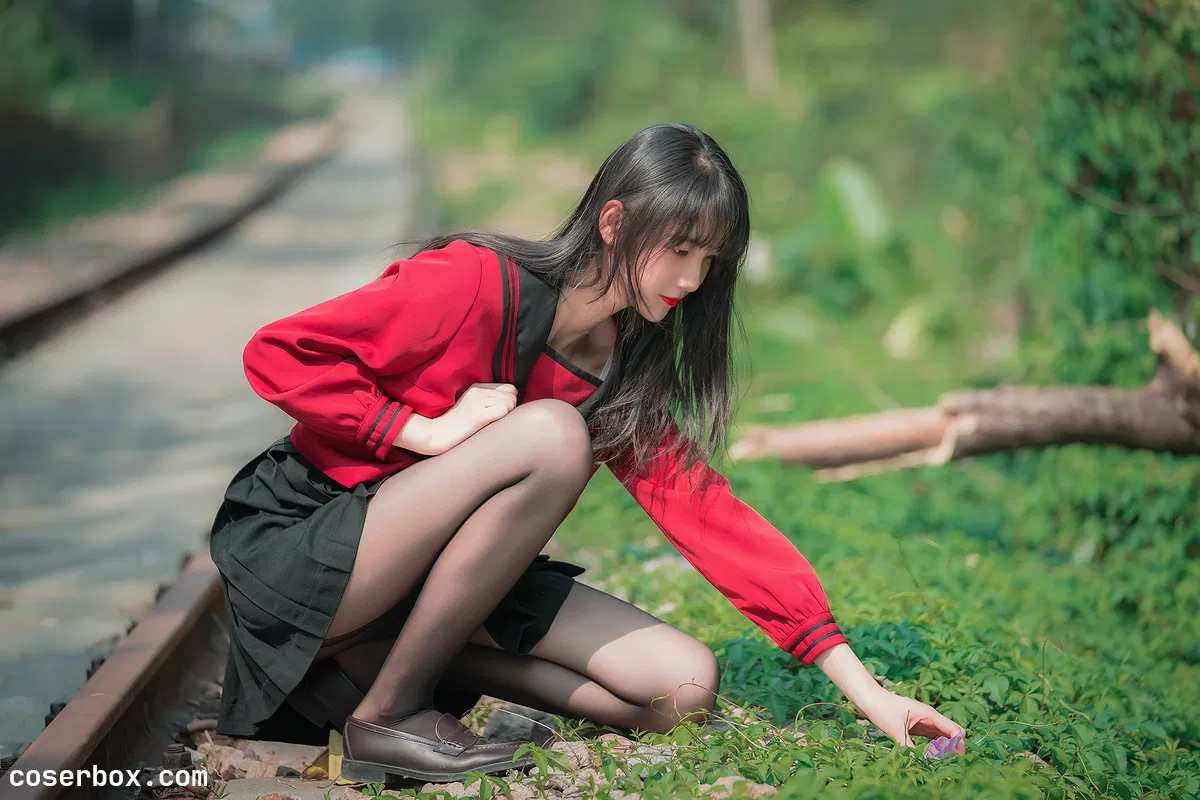 西瓜少女 NO.003铁轨 - 1