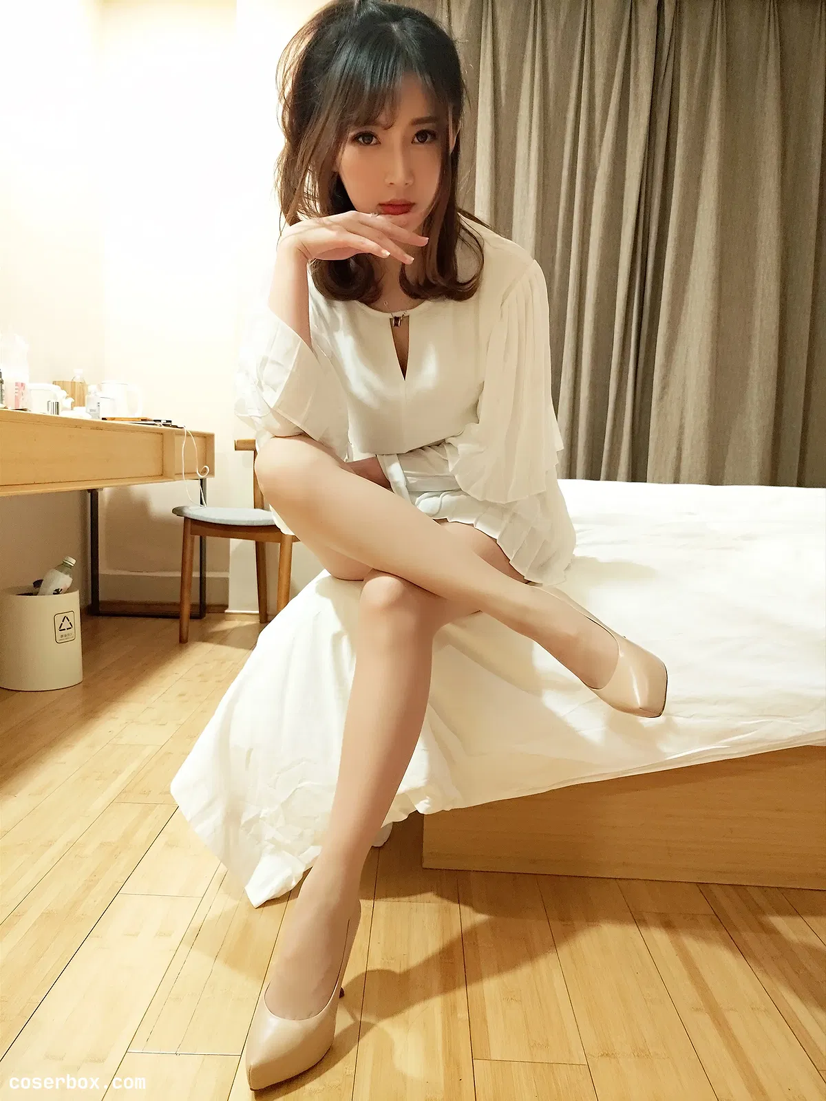 小女巫露娜 NO.031 OL风肤色连裤袜 - 1