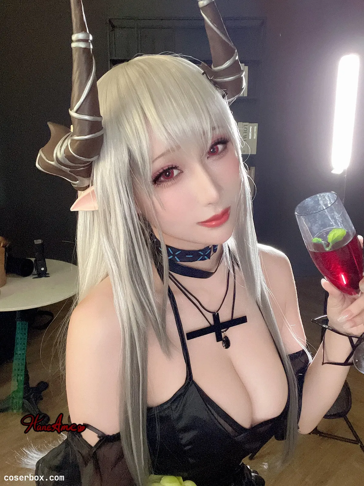 雨波 NO.236  Arknights_Mudrock [30P 93 - 1