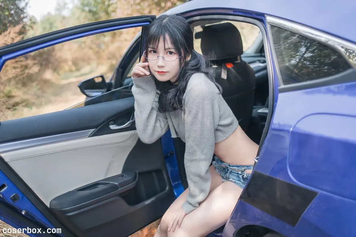 逐月SU NO.010 野外露出（车内篇） [34P 189 - 2