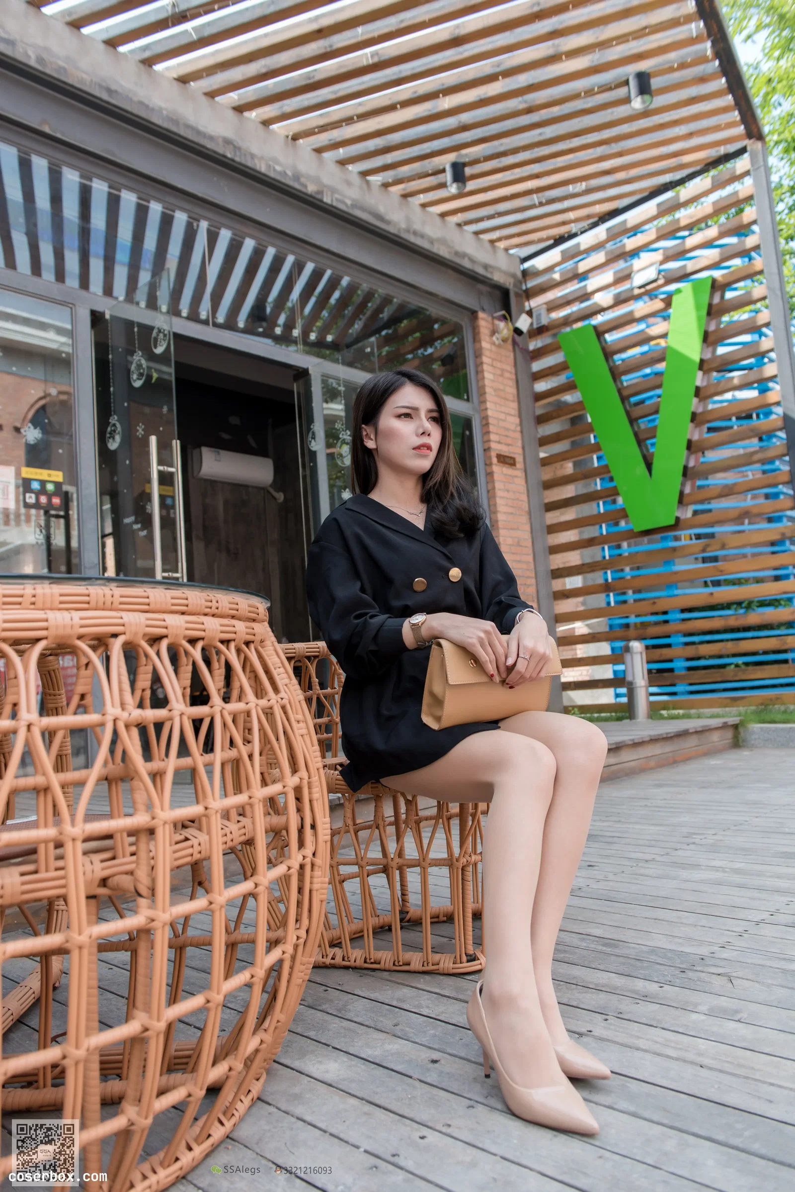 [SSA丝社]超清写真 NO.024 芷沫 高冷混血女王芷沫肉丝街拍[101P-1.03GB]