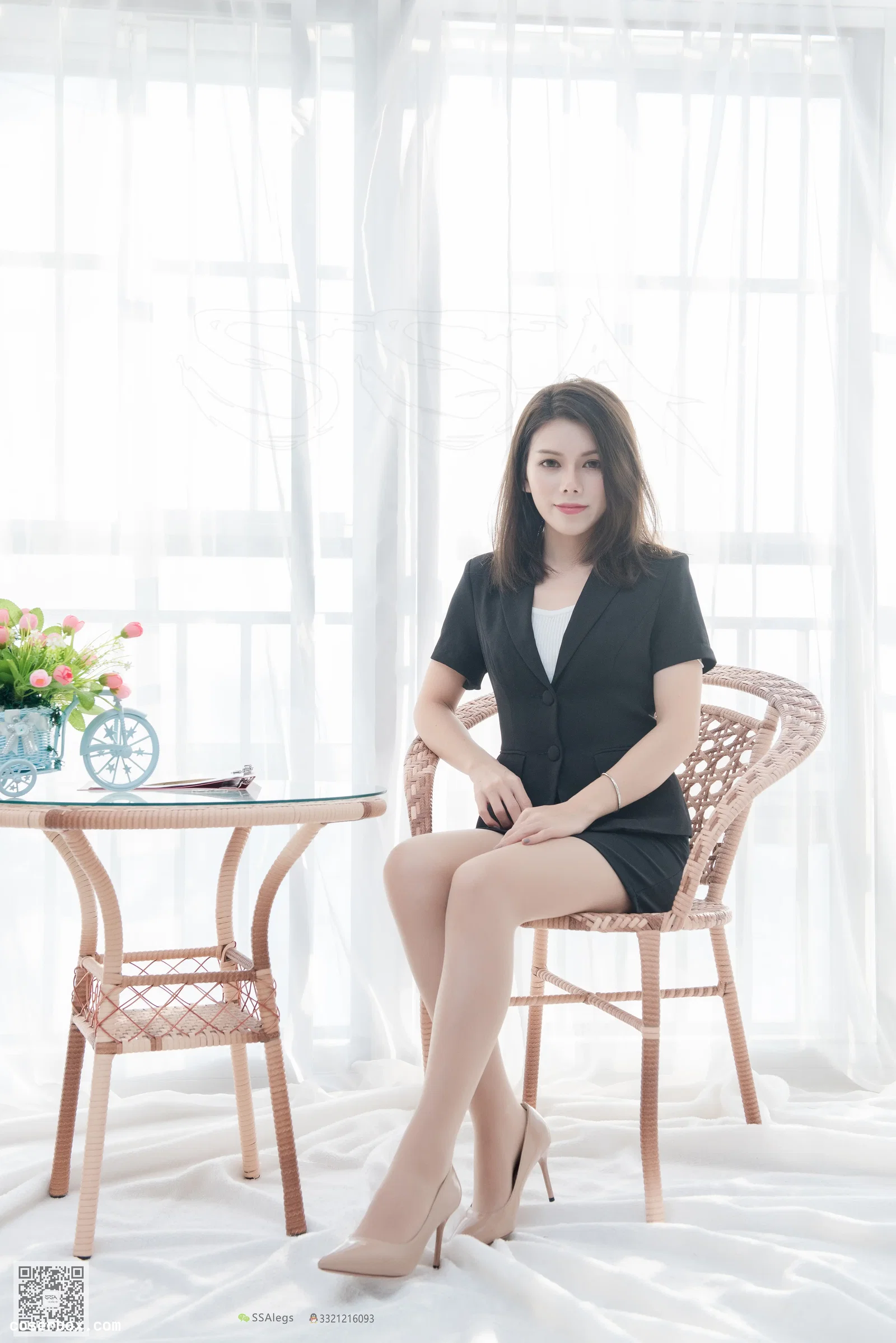 [SSA丝社]超清写真 NO.046 芷沫 阳光下的混血美女同事[109P-1.20GB]