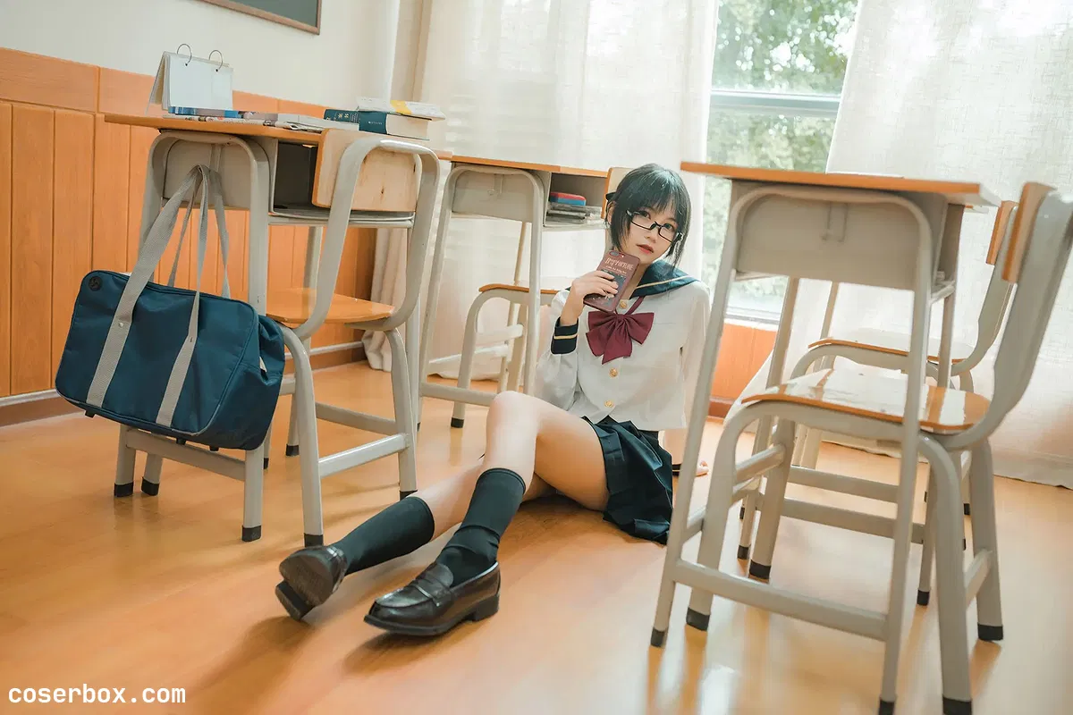 逐月SU NO.032 自宅JK [34P 11 - 1