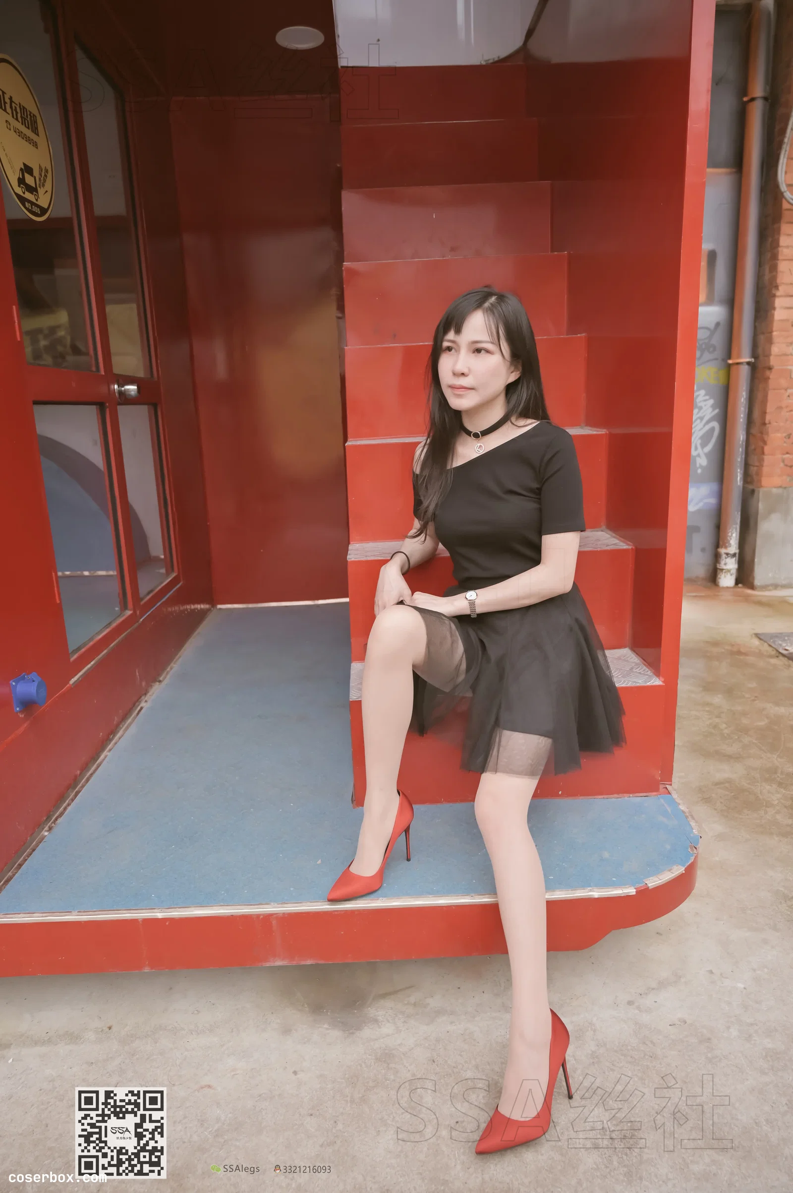 [SSA丝社]超清写真 NO.097 雪梨 腿模雪梨街拍红色高跟鞋肉丝[120P-783MB]