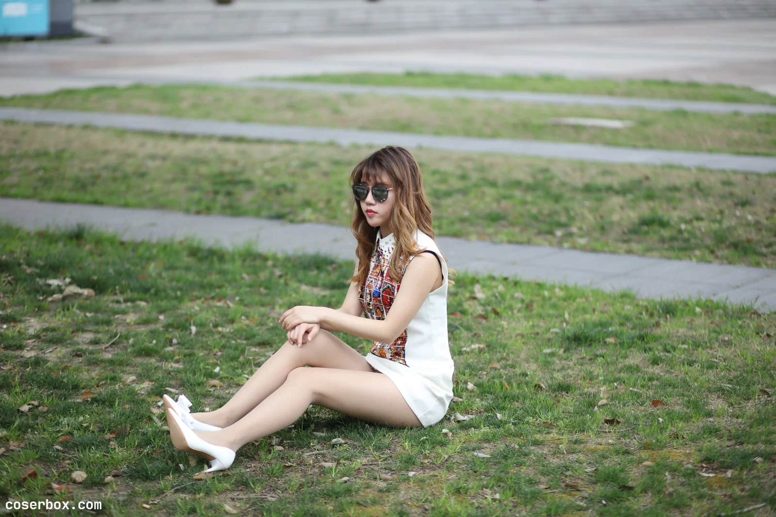 奈丝 NO.058：高高 [34P 308.92MB]