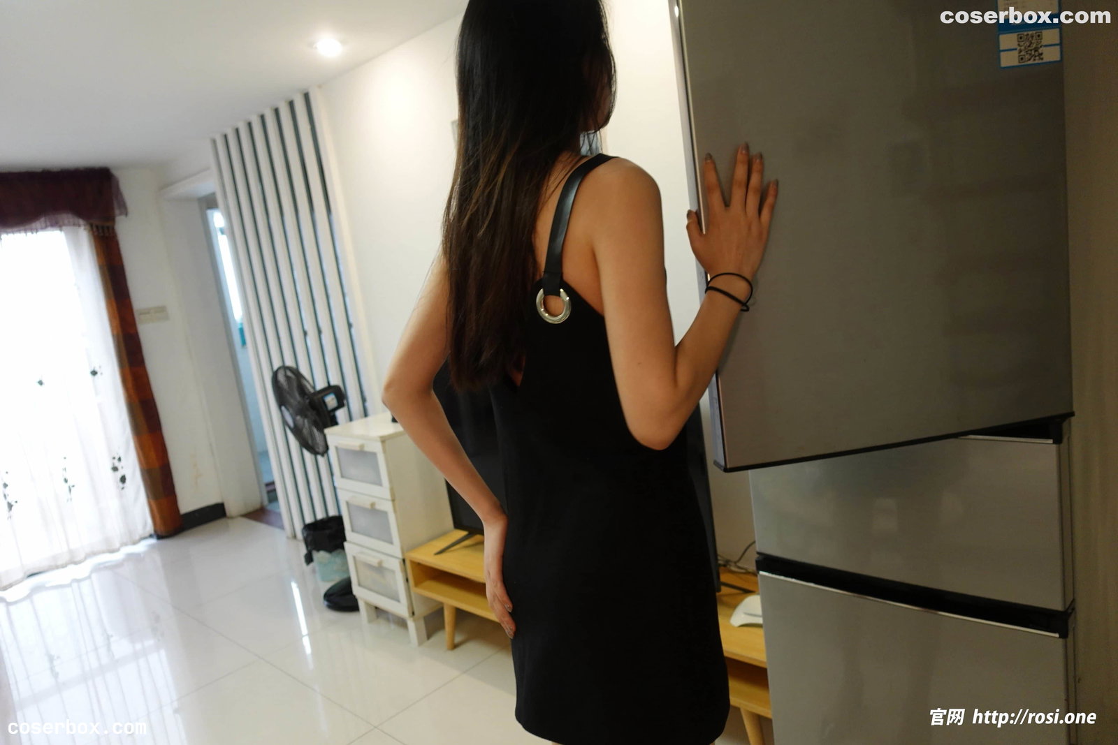 ROSI写真 NO.3977 [199P 243.07MB]