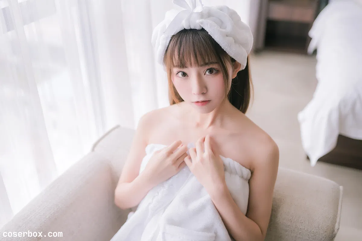 Kitaro_绮太郎 NO.019 纯白浴巾 [44P 251.29MB] - 2