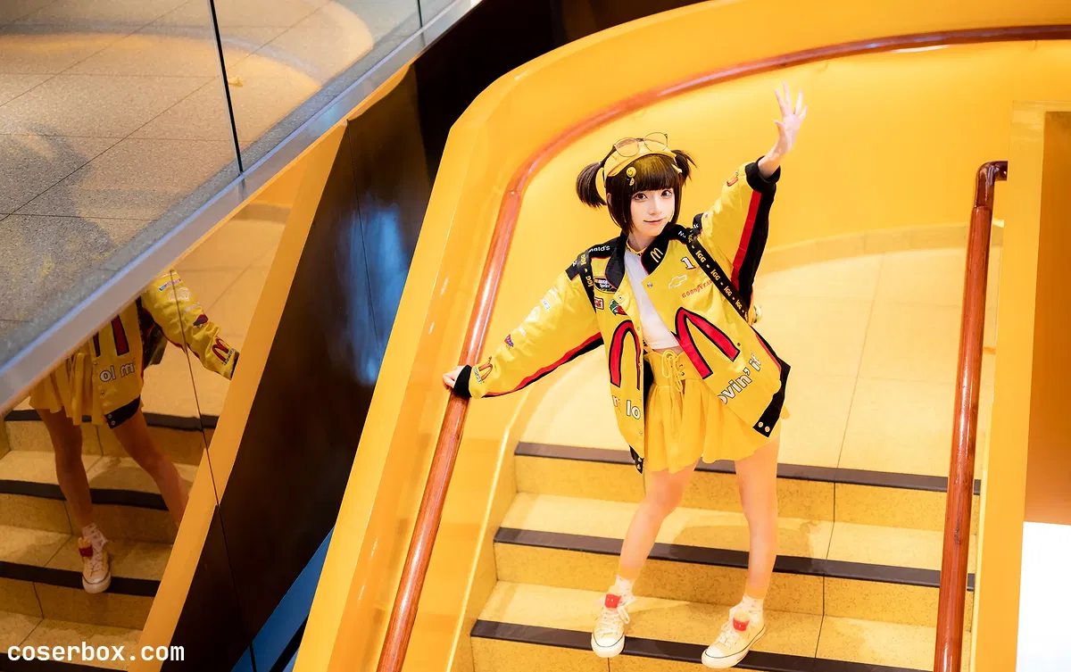 Kitaro_绮太郎 NO.094 麦当劳女孩 [19P 79.0MB] - 2