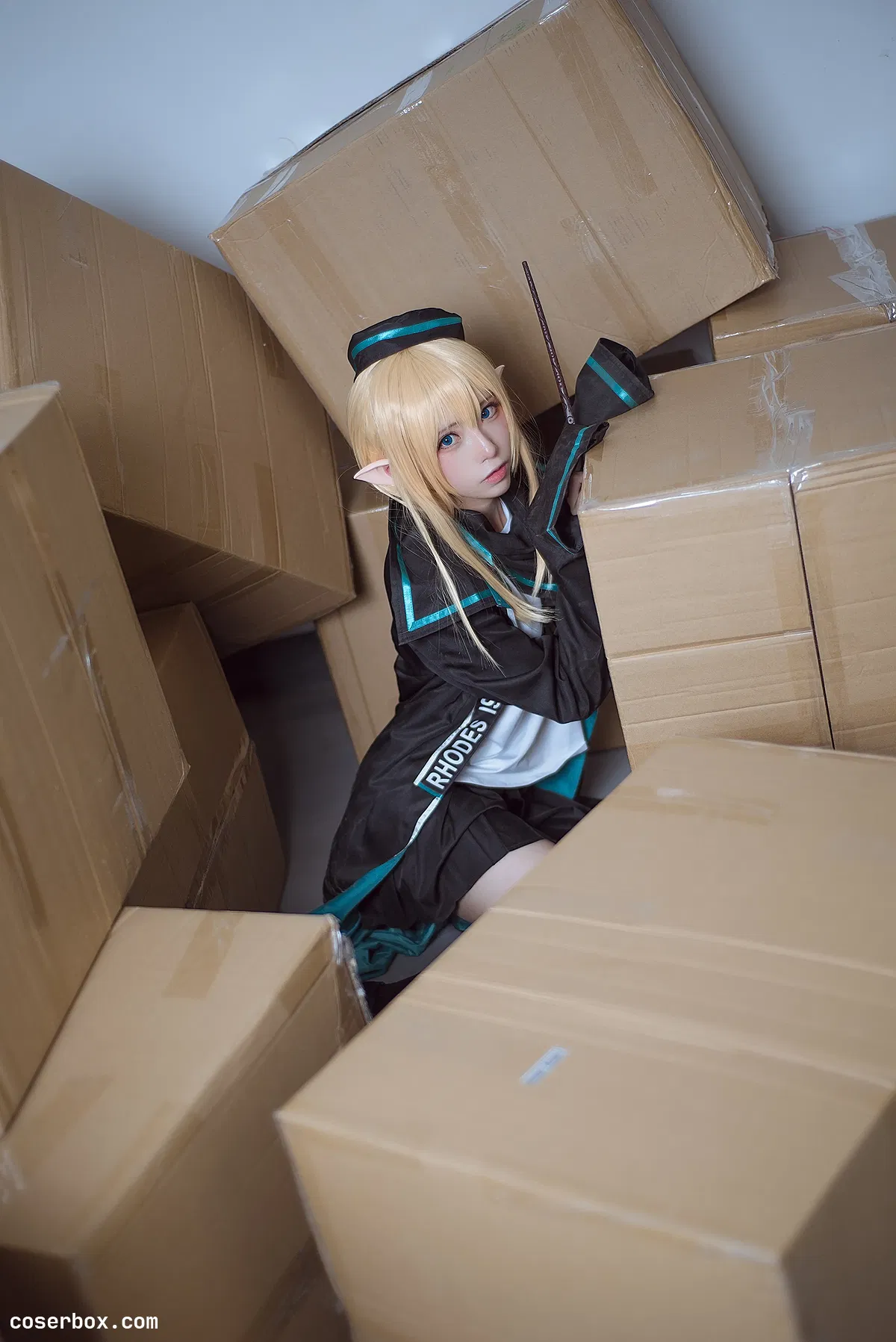 Kitaro_绮太郎 NO.057 明日方舟杜林 [19P 217.87MB] - 2