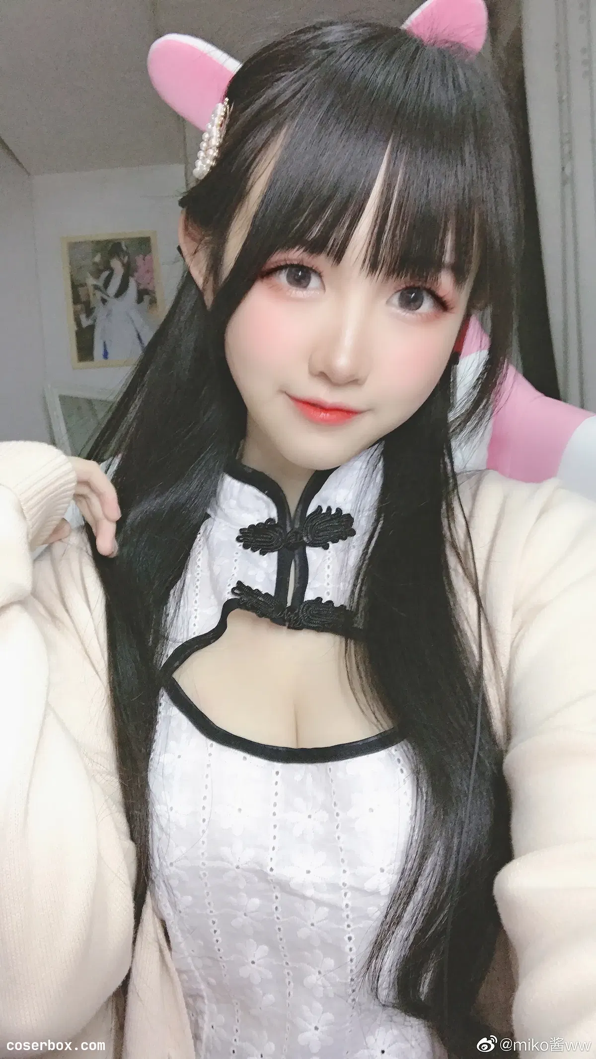 miko酱ww NO.007 旗袍 白 黑丝 [21P 27.41MB] - 1