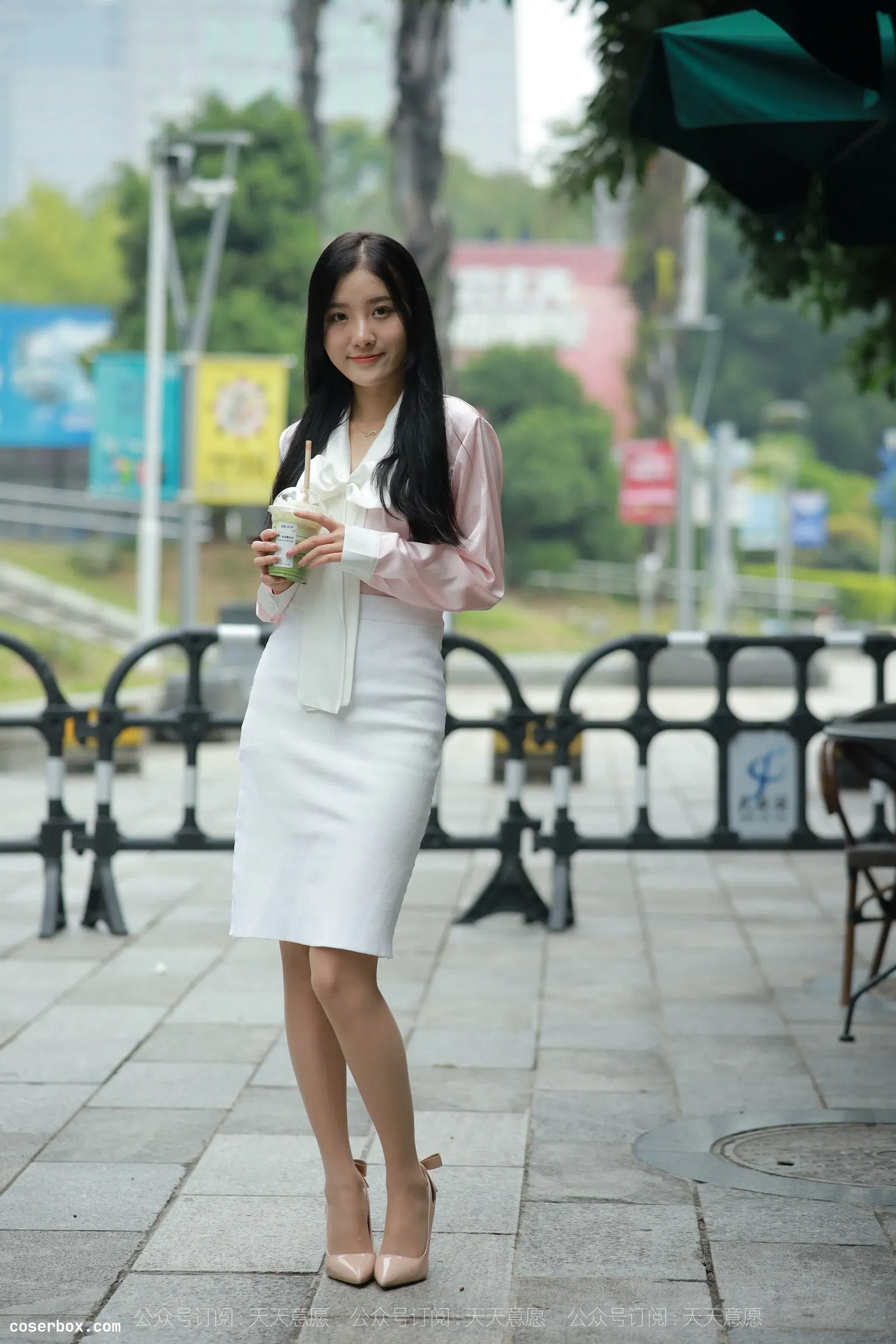 IESS异思趣向 2021.11.19 丝享家978：婉苹《粉红色的回忆》[83P／76.4MB] [83P 75.93MB]