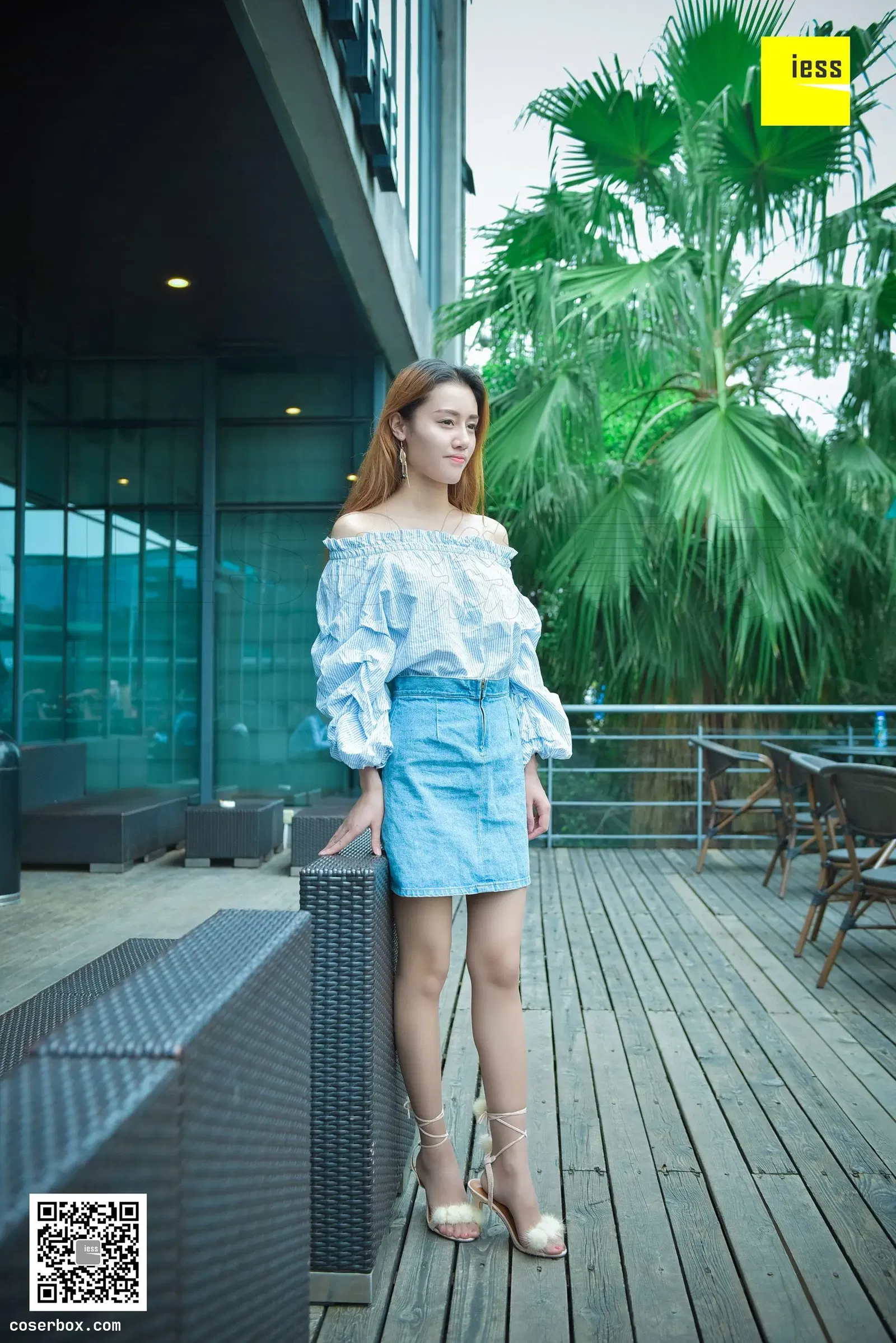 IESS异思趣向 2017.11.29 丝享家114：晶晶《毛茸茸绑带凉鞋》 [99P 53.08MB]