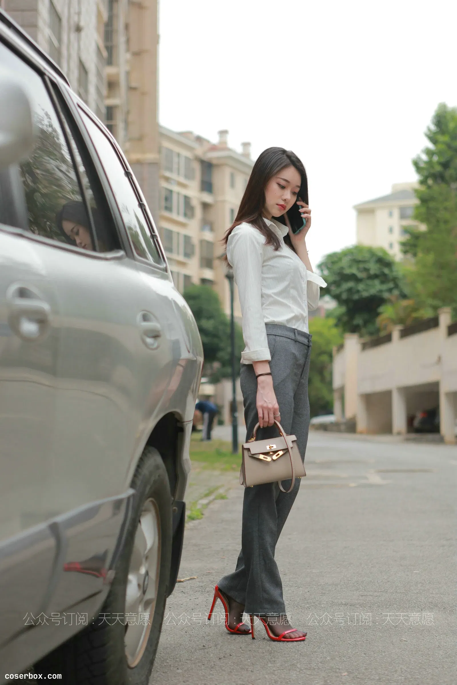 IESS异思趣向 2021.06.15 丝享家833：佳爷《六月女神特辑》[83P／158MB] [83P 158.72MB]