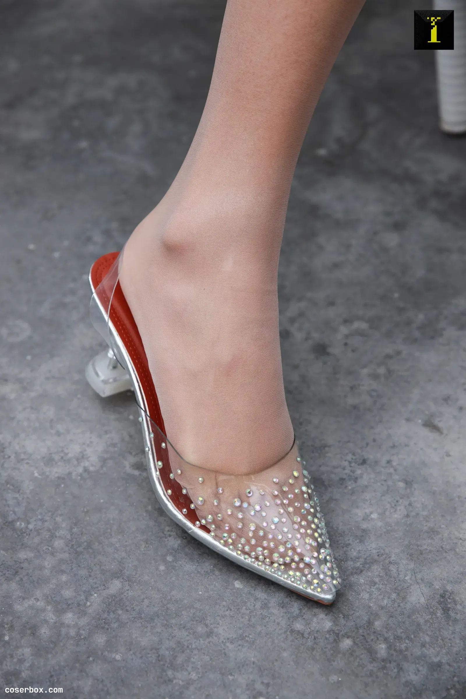 IESS异思趣向 2019.12.04 丝享家630：婉萍《淑女小香风》[95P／33MB] [95P 32.2MB]