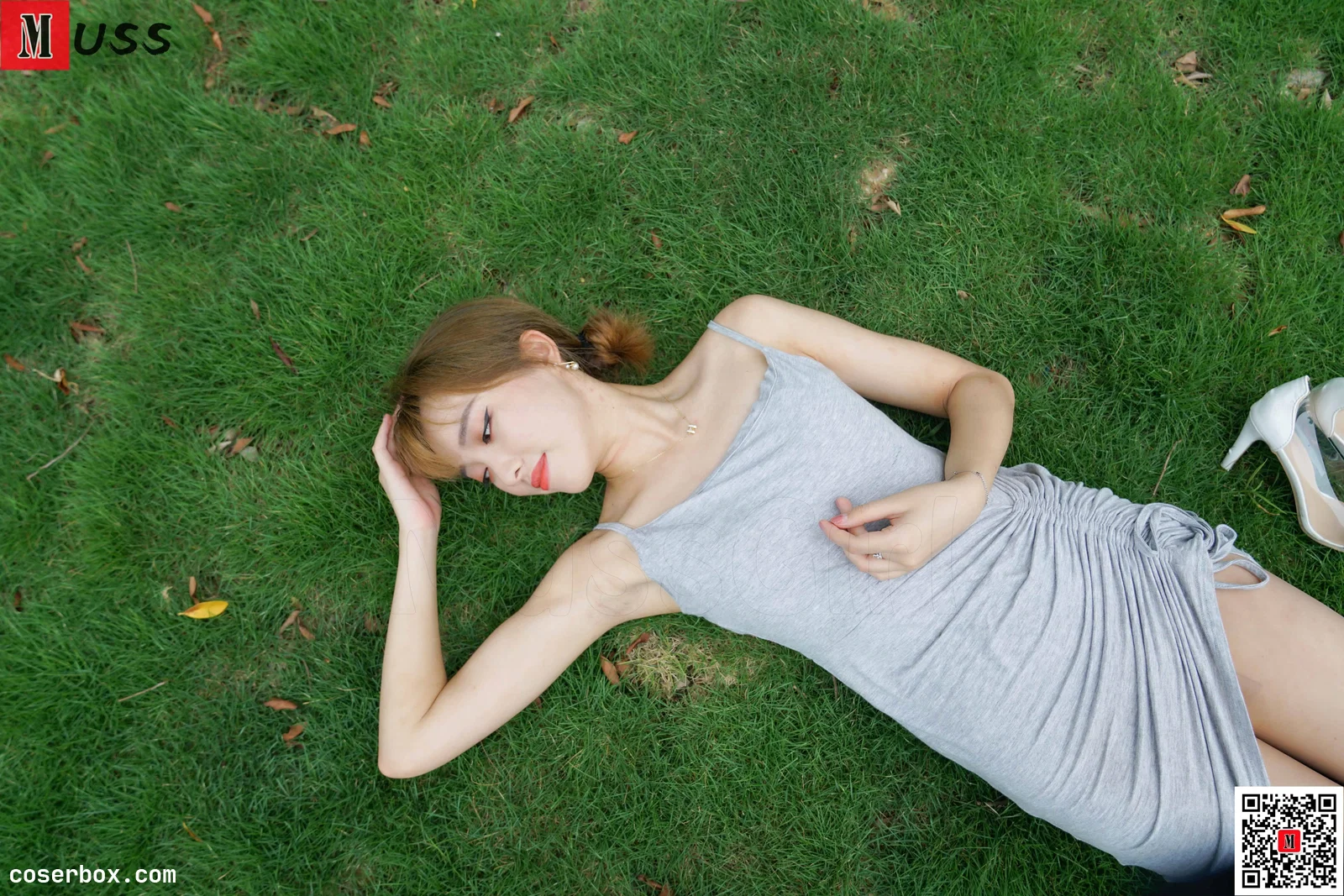 MussGirl慕丝女郎 NO.185 草地连衣裙 [54P／114M]