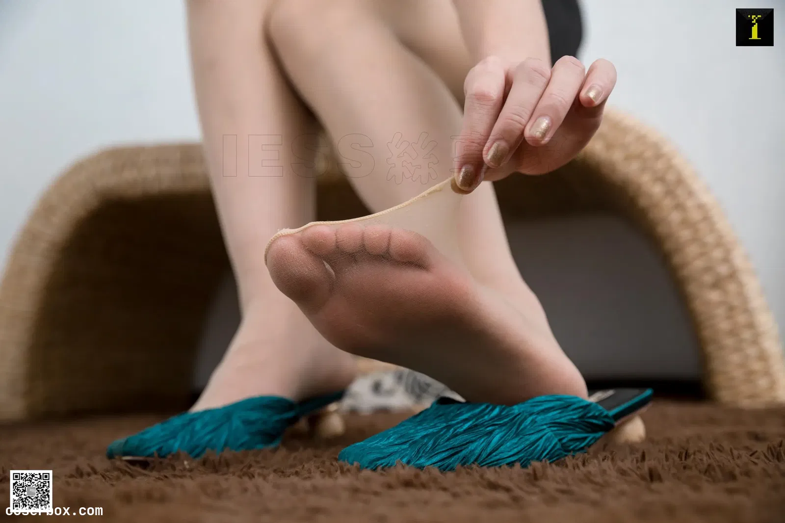 IESS异思趣向 2019.09.10 丝享家568：《超浅口高跟的魔力》丢丢[90P／34MB] [90P 34.22MB]