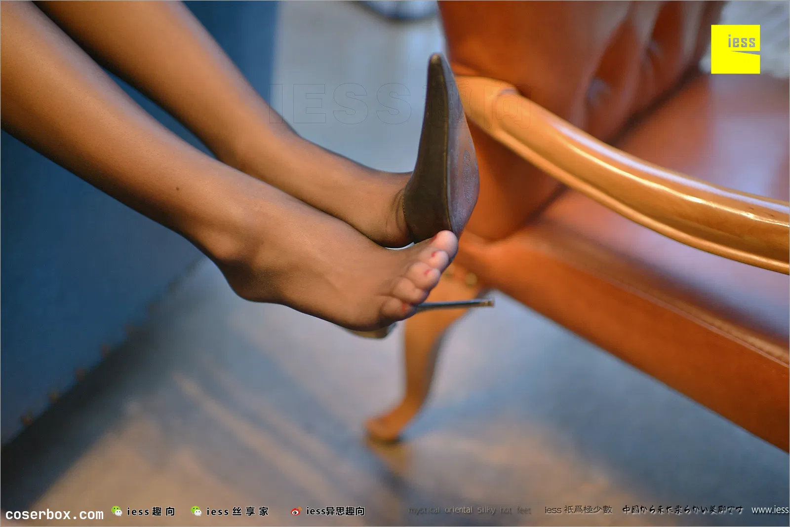 IESS异思趣向 2018.03.20 丝足便当209：小黑妹静静的黑丝美腿 [99P136M] [99P 135.98MB]