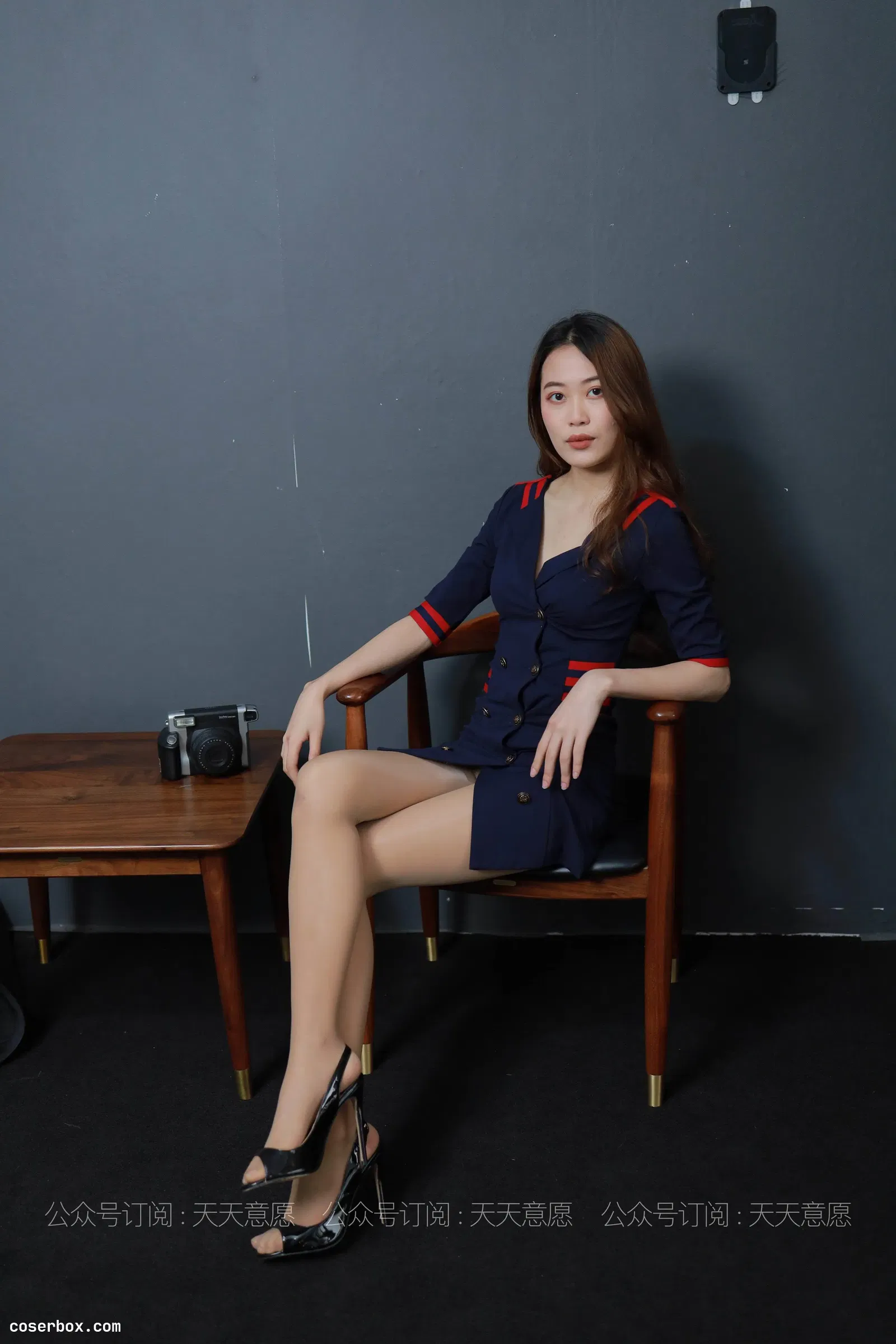 IESS异思趣向 2021.05.05 丝享家797：肉肉《大长腿超短裙》[51P／40.2MB] [51P 39.13MB]