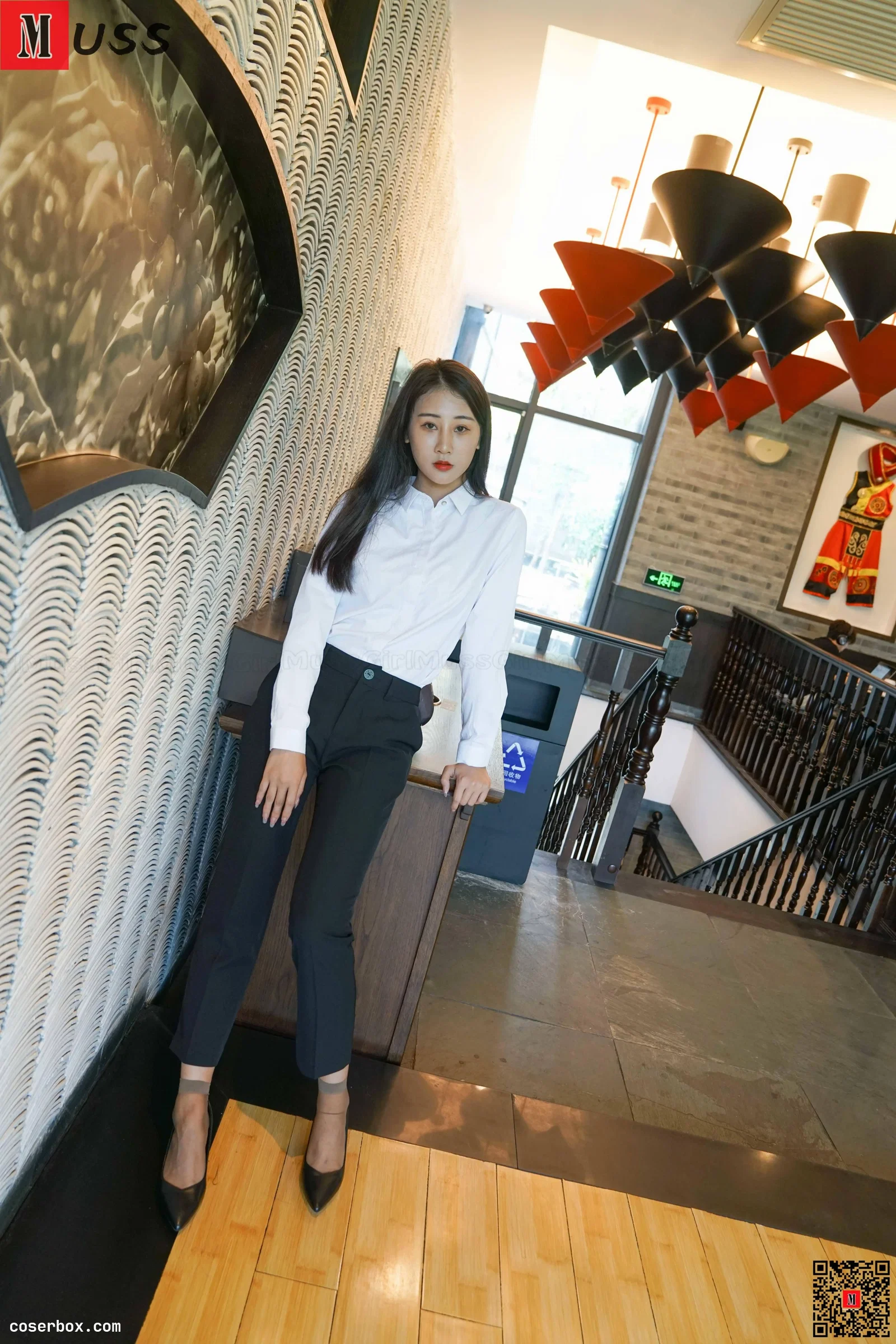 MussGirl慕丝女郎 NO.206 制服短丝高跟白领 [200P／2.61G]