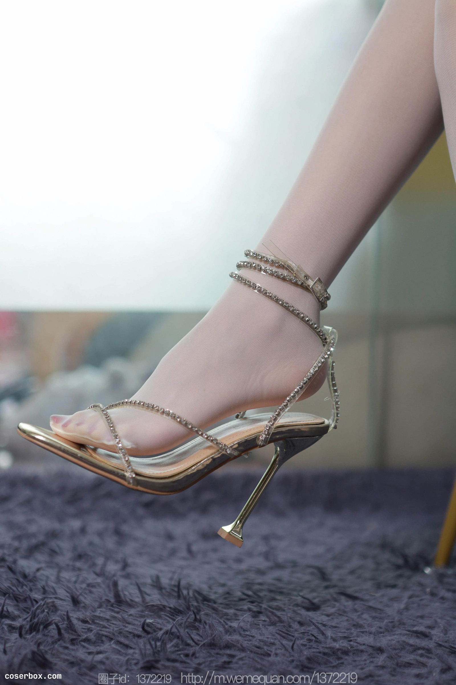 IESS异思趣向 2023.01.09 丝享家 1324 美子《褪去半筒袜》[87P-93.3M] [87P 93.28MB]