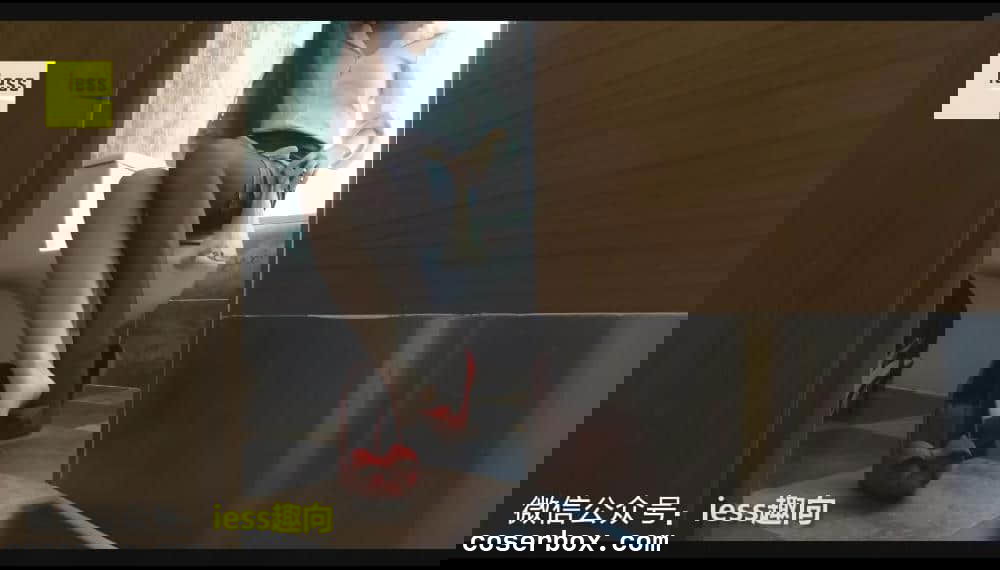 IESS异思趣向 NO.043 聪聪洗手间换丝袜秀腿 [1V 144M] [6P 1V 145.11MB]
