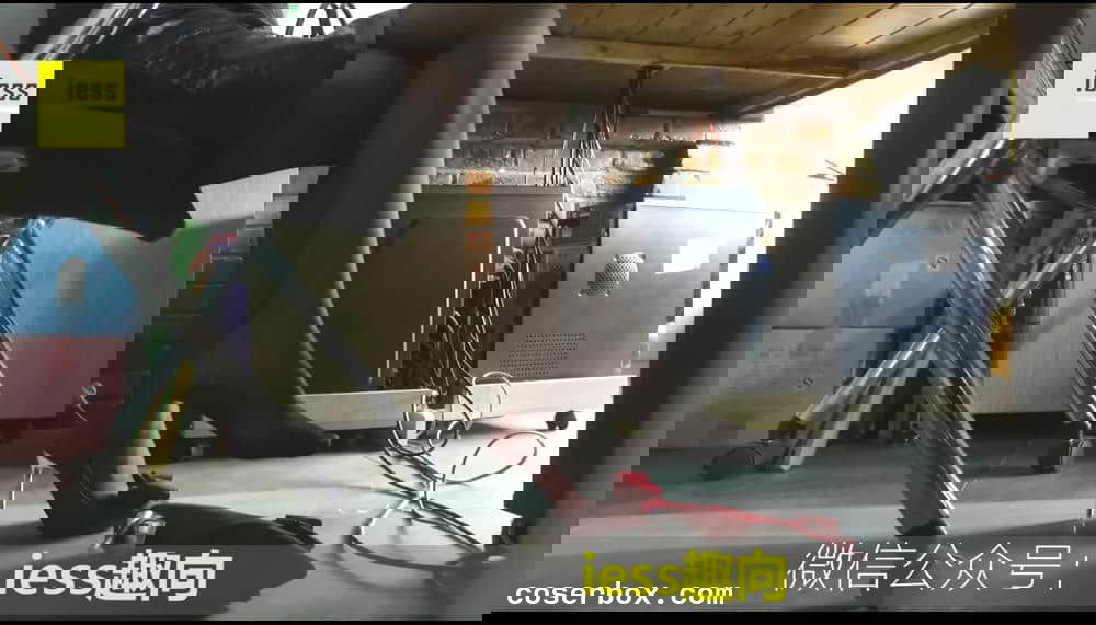 IESS异思趣向 NO.031 聪聪上班 [1V 88M] [5P 1V 89.07MB]