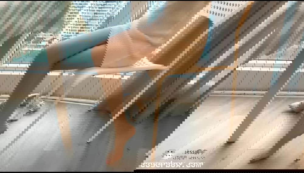 IESS异思趣向 NO.018 超模腿脚模特佳佳的小品秀 [1V 41M] [6P 1V 43.36MB]