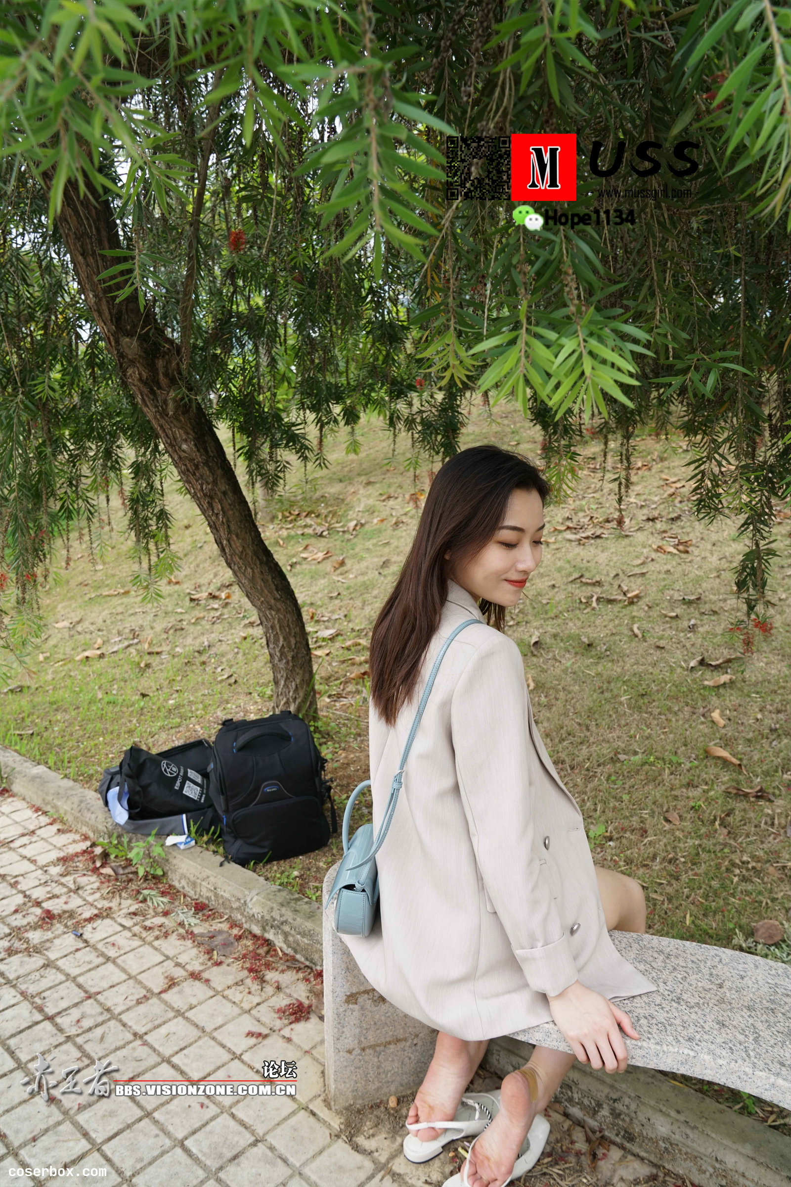 MussGirl慕丝女郎 NO.071 女神小韦2 [84P+164M]