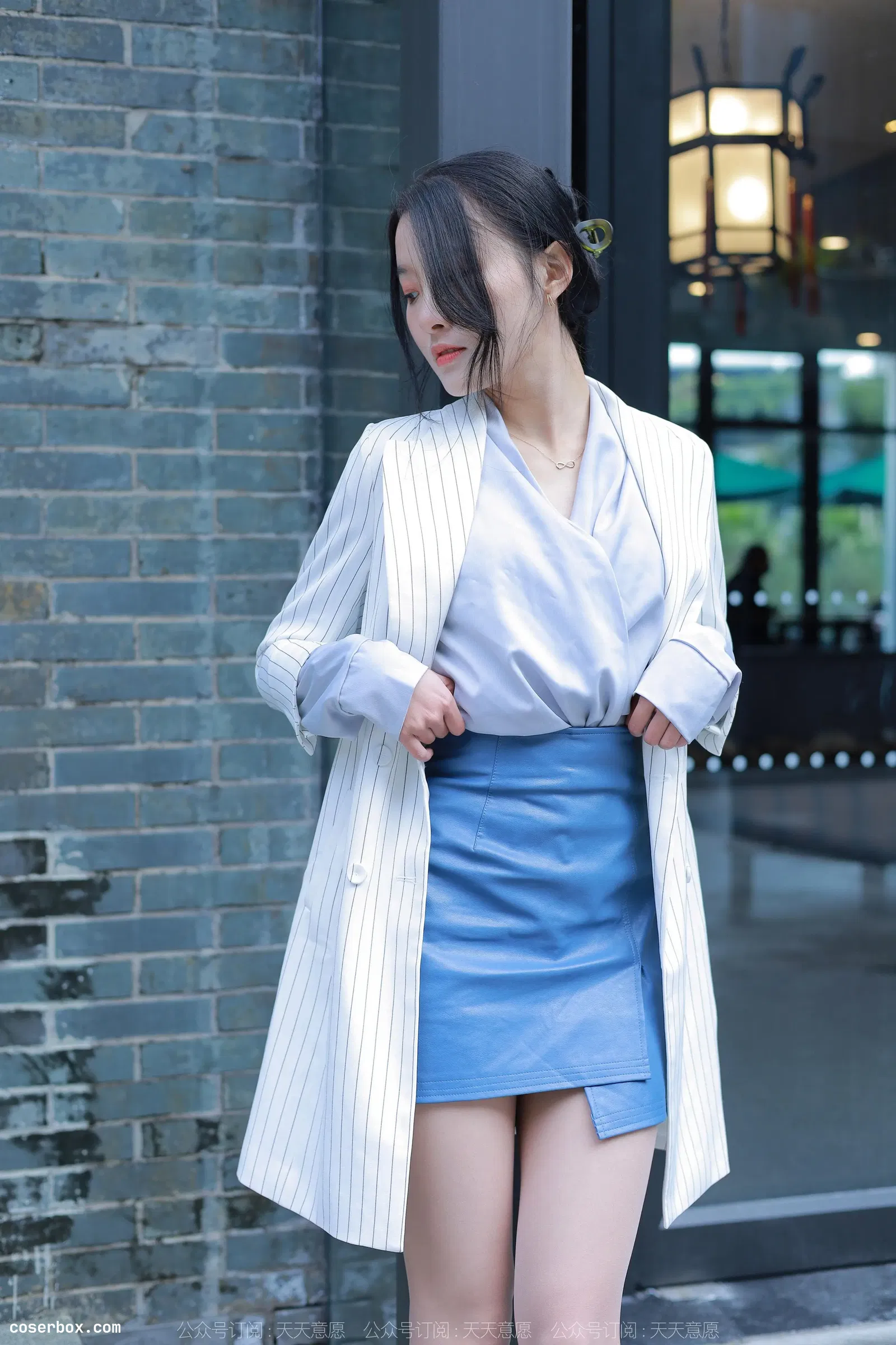 IESS异思趣向 2022.04.16 丝享家 1061：婉萍《蓝衣女神》 [84P 138.7MB]