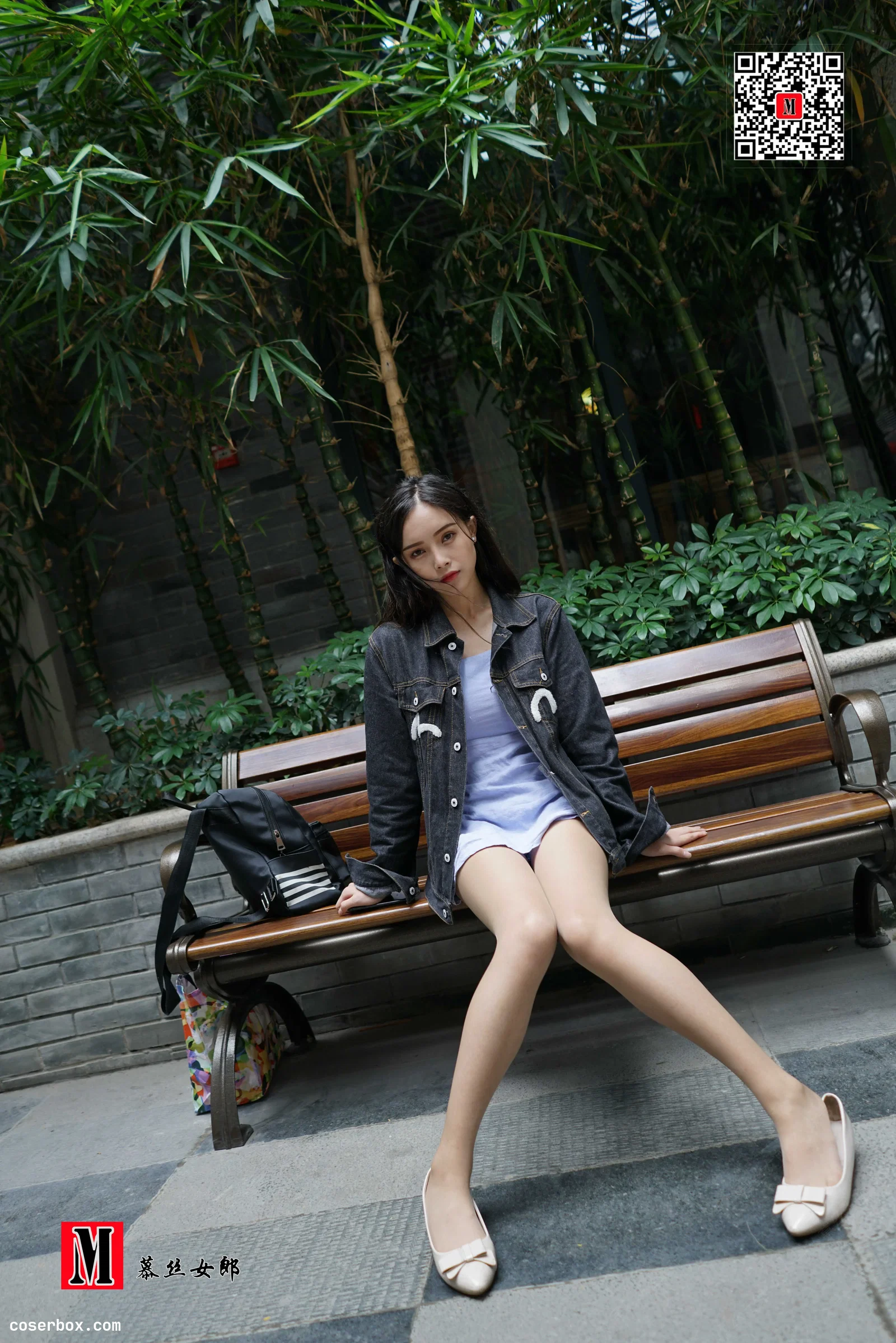 MussGirl慕丝女郎 NO.024 小羽 路边长凳街拍 [165P+277M]