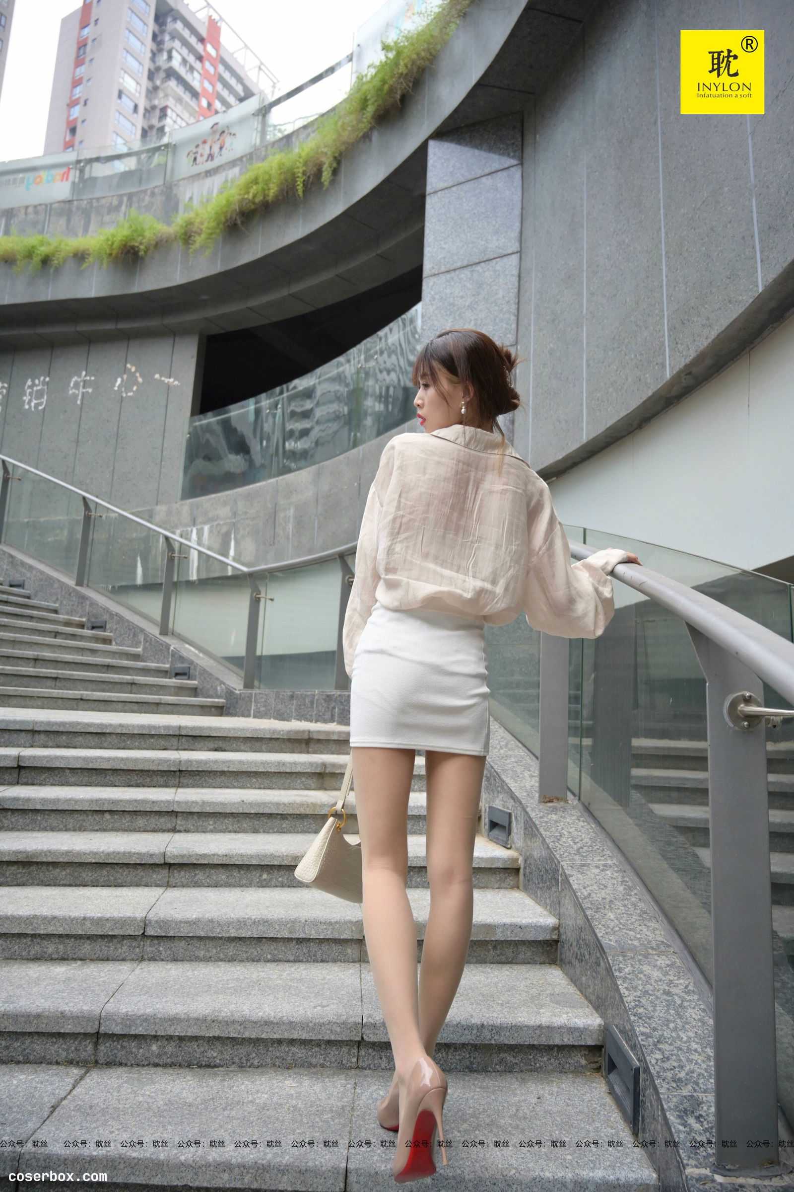 IESS异思趣向 001 耽丝 第N种幻想之《一个人下班》① [94P／231MB] [94P 224.12MB]